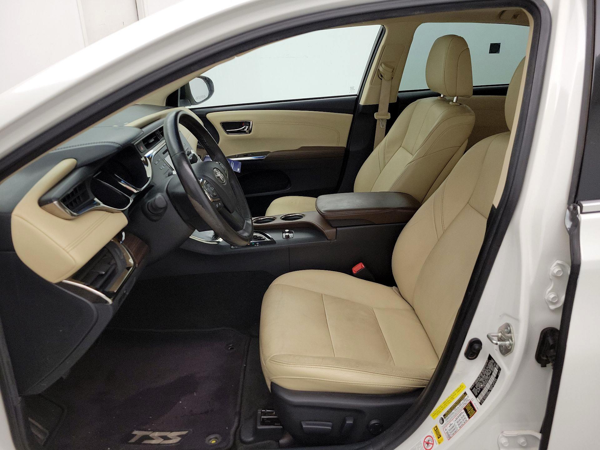 Thumbnail: 2014 Toyota Avalon - 11