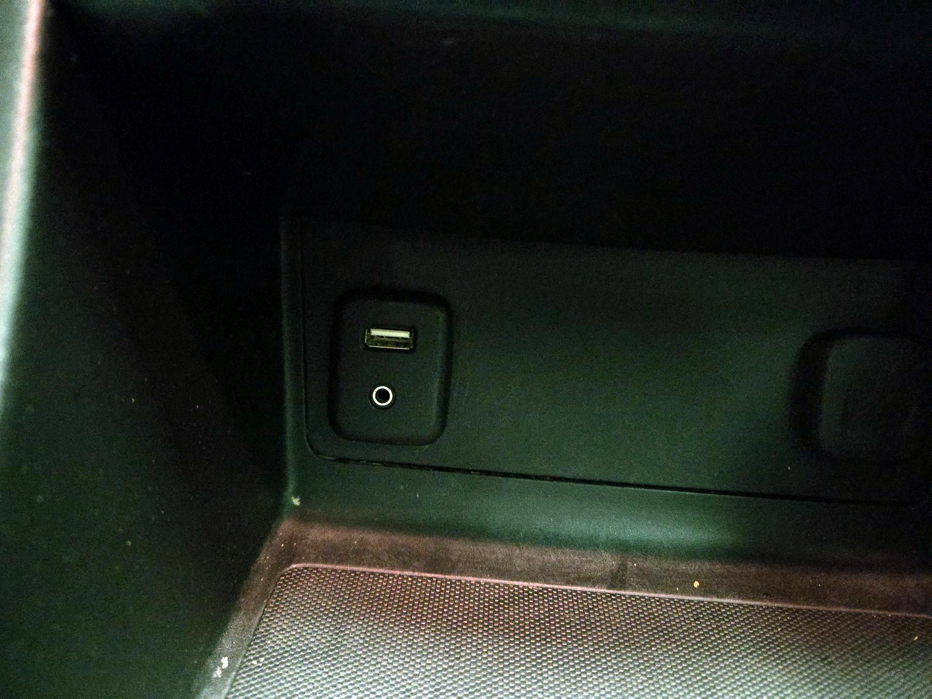 Thumbnail: 2018 Chevrolet Colorado - 18