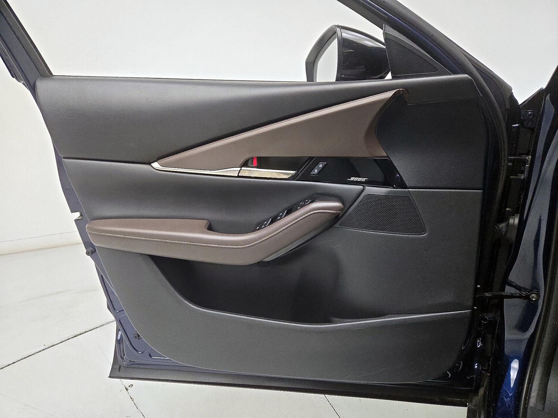 Thumbnail: 2023 Mazda CX-30 - 12