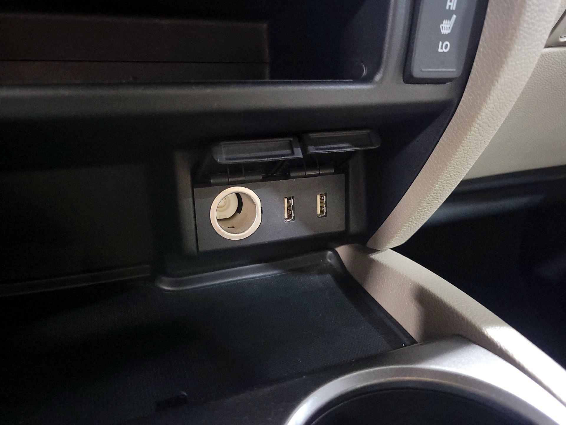 Thumbnail: 2018 Honda Pilot - 17