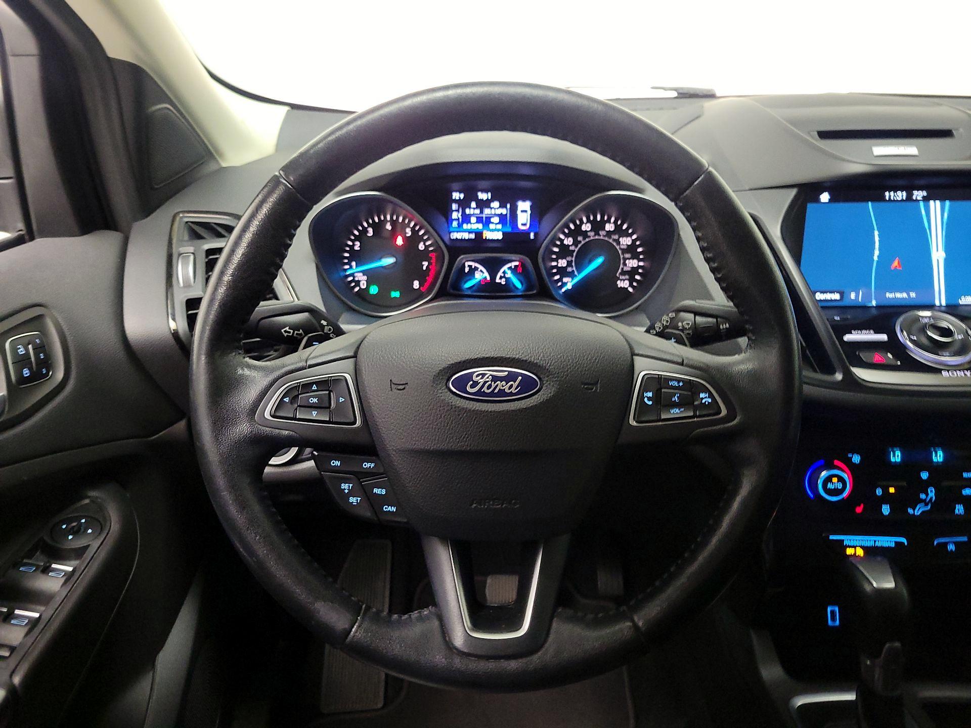 Thumbnail: 2017 Ford Escape - 10