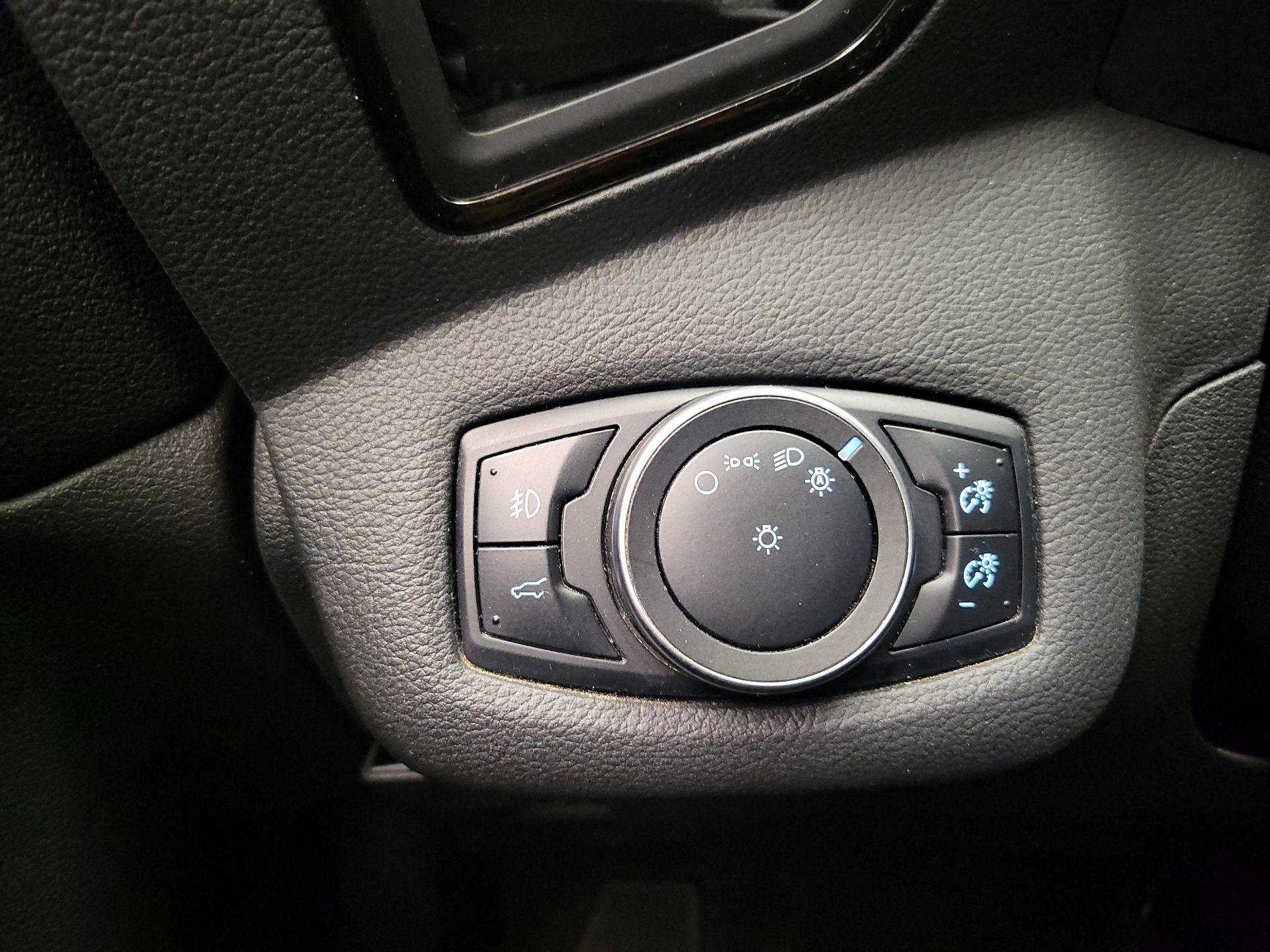 Thumbnail: 2017 Ford Escape - 13