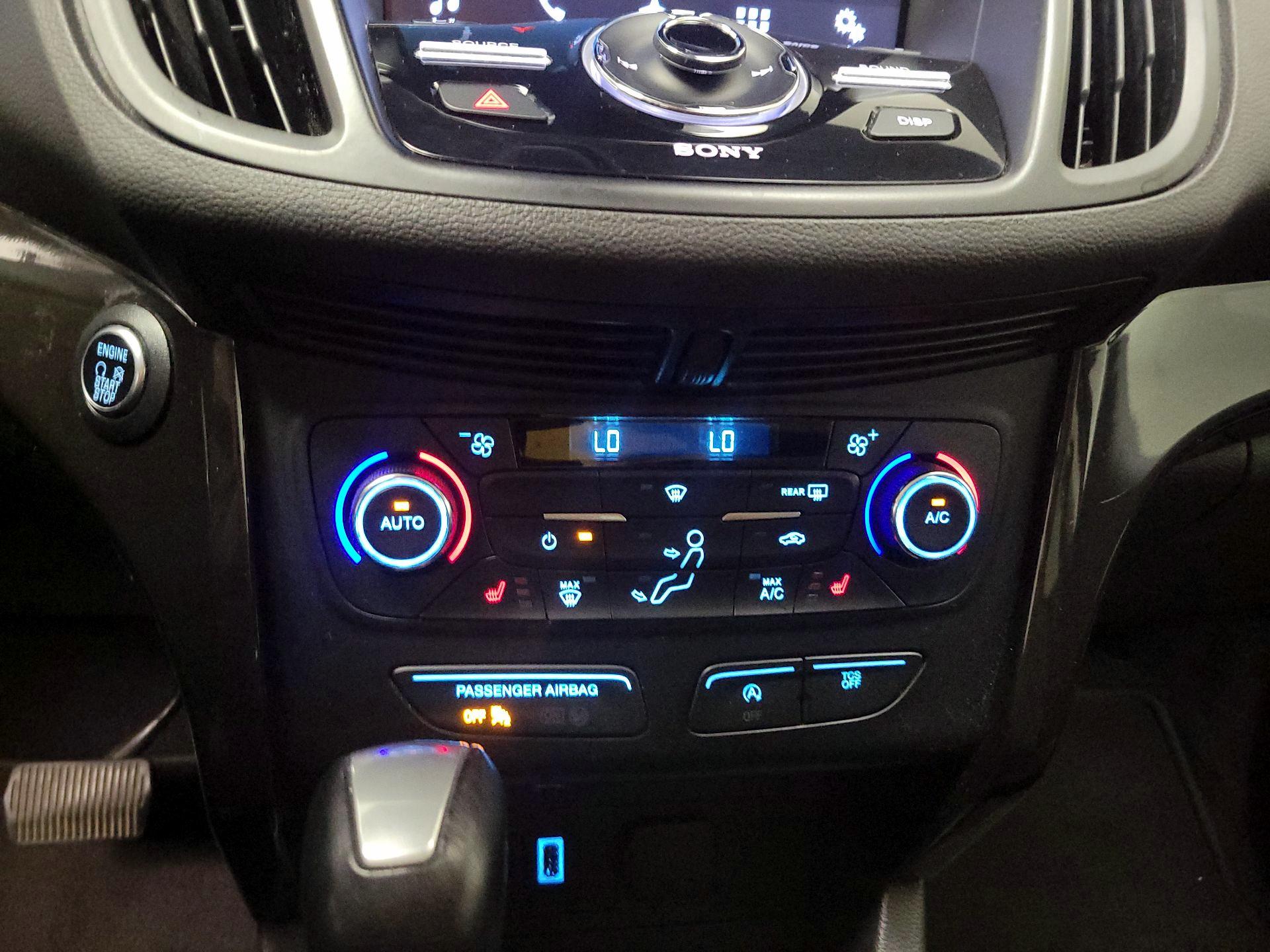 Thumbnail: 2017 Ford Escape - 17