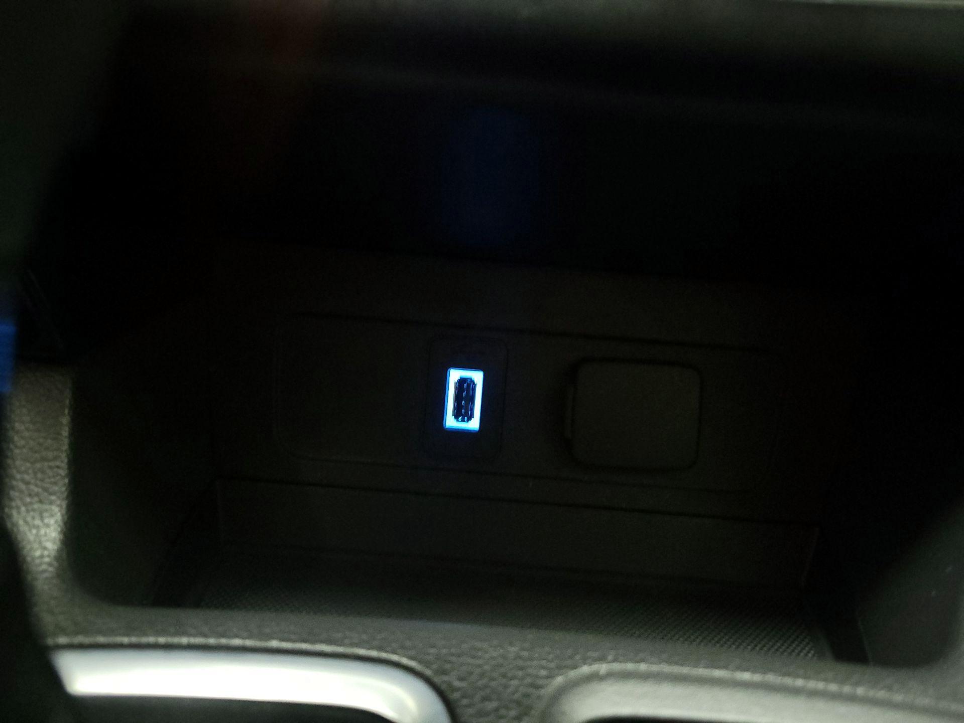 Thumbnail: 2017 Ford Escape - 19