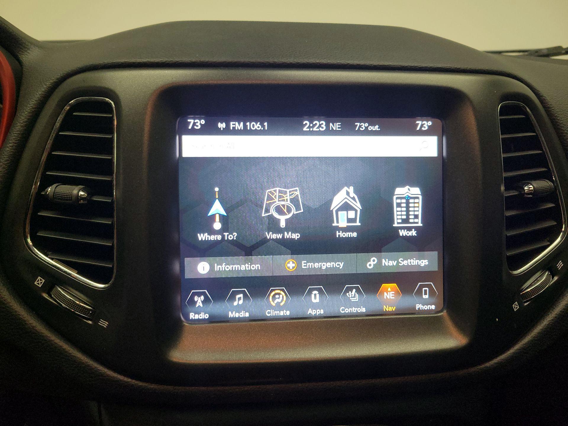 Thumbnail: 2018 Jeep Compass - 14