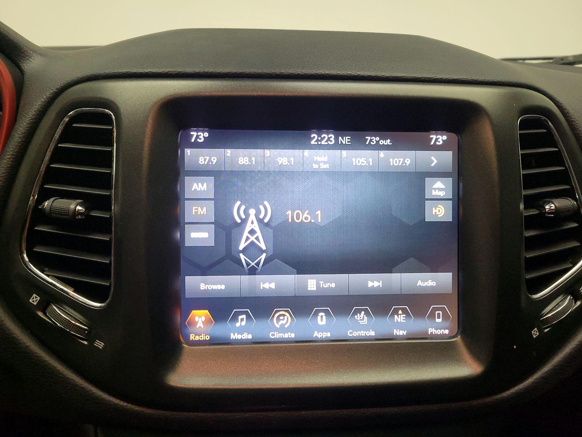 Thumbnail: 2018 Jeep Compass - 16