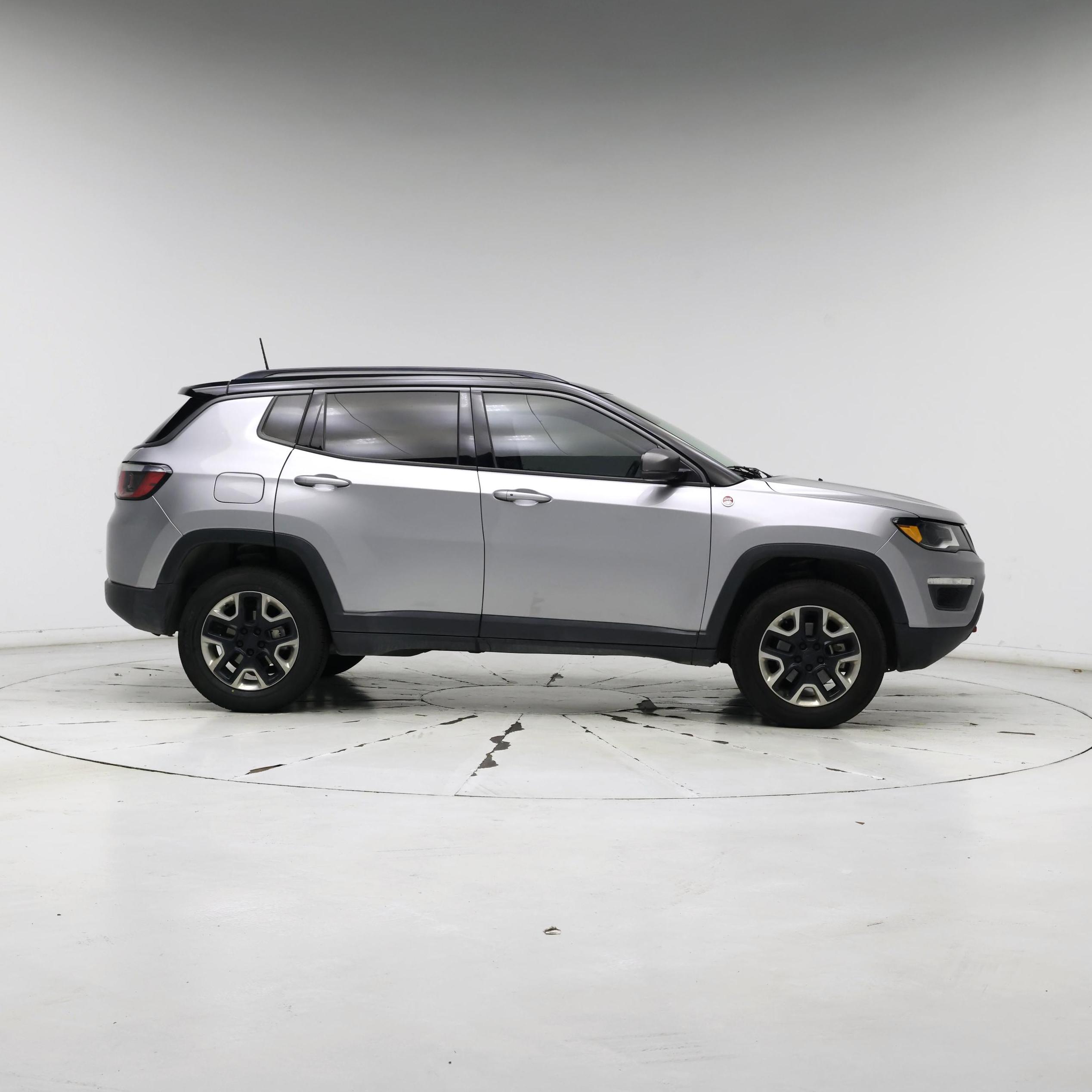 Thumbnail: 2018 Jeep Compass - 7