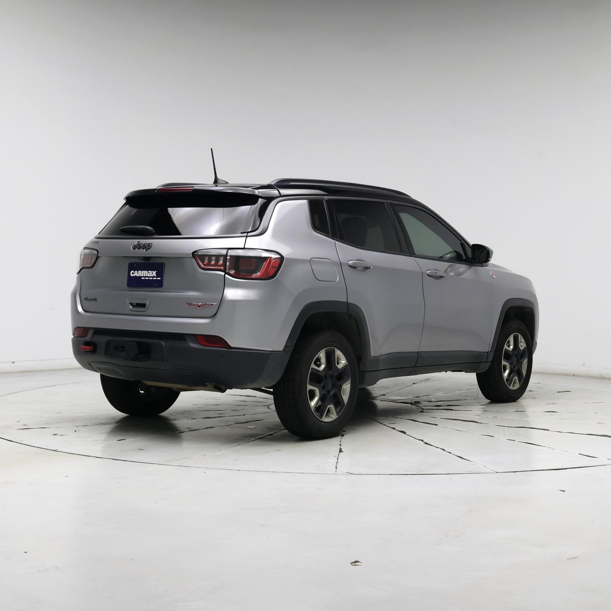Thumbnail: 2018 Jeep Compass - 8