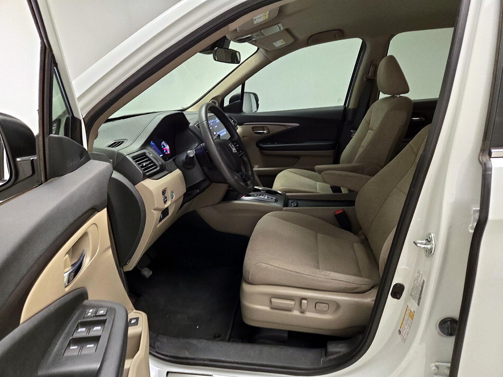 Thumbnail: 2021 Honda Pilot - 11