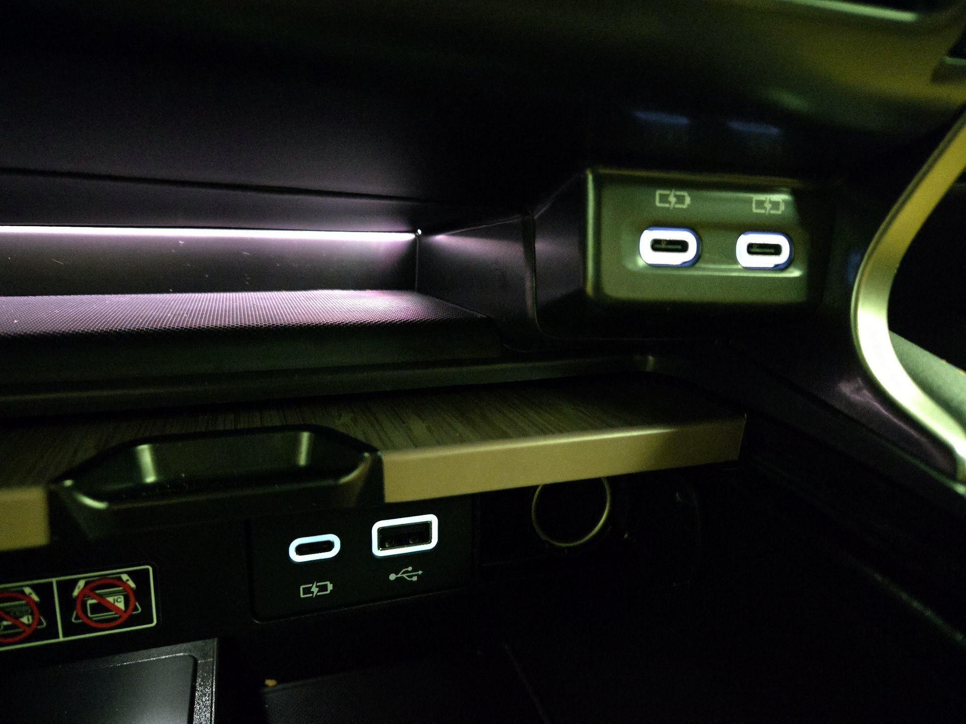 Thumbnail: 2025 Lexus RX - 18