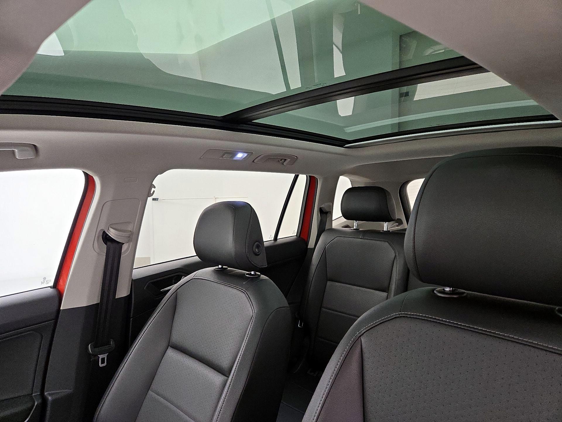 Thumbnail: 2019 Volkswagen Tiguan - 19