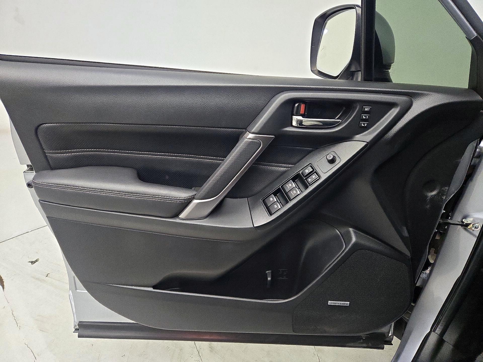 Thumbnail: 2017 Subaru Forester - 12