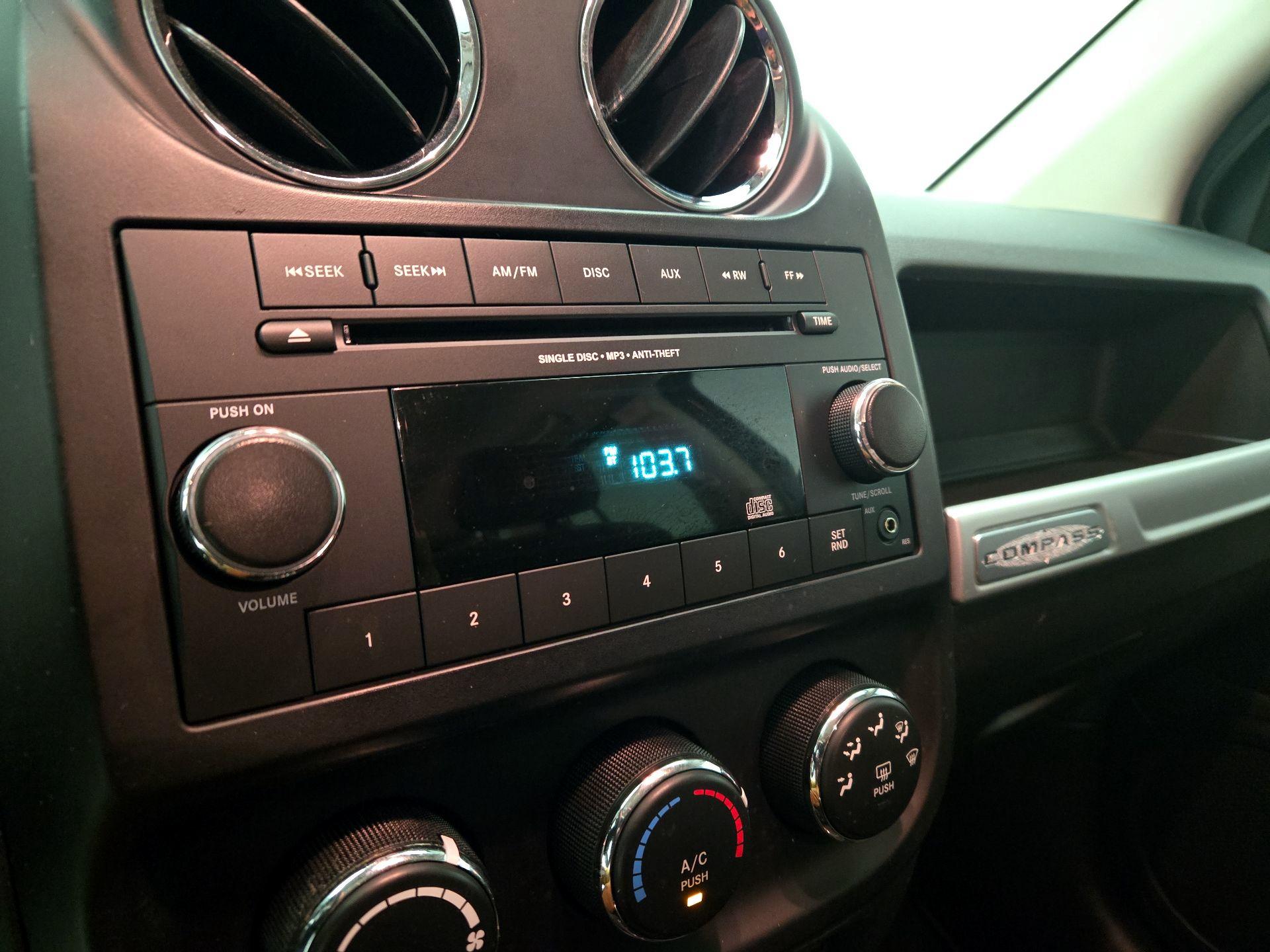 Thumbnail: 2014 Jeep Compass - 13