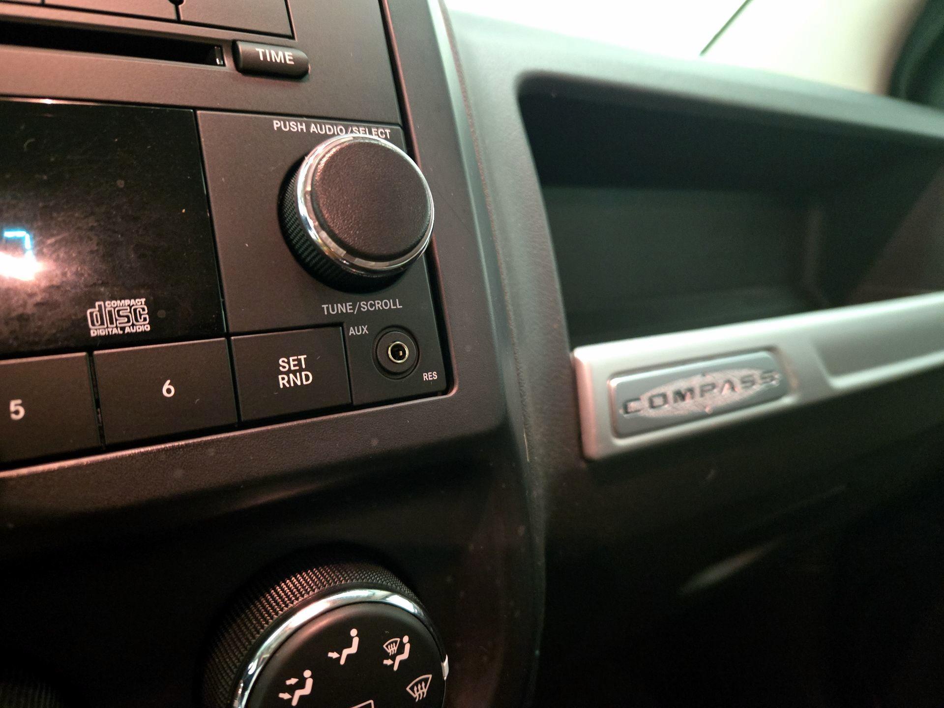 Thumbnail: 2014 Jeep Compass - 16