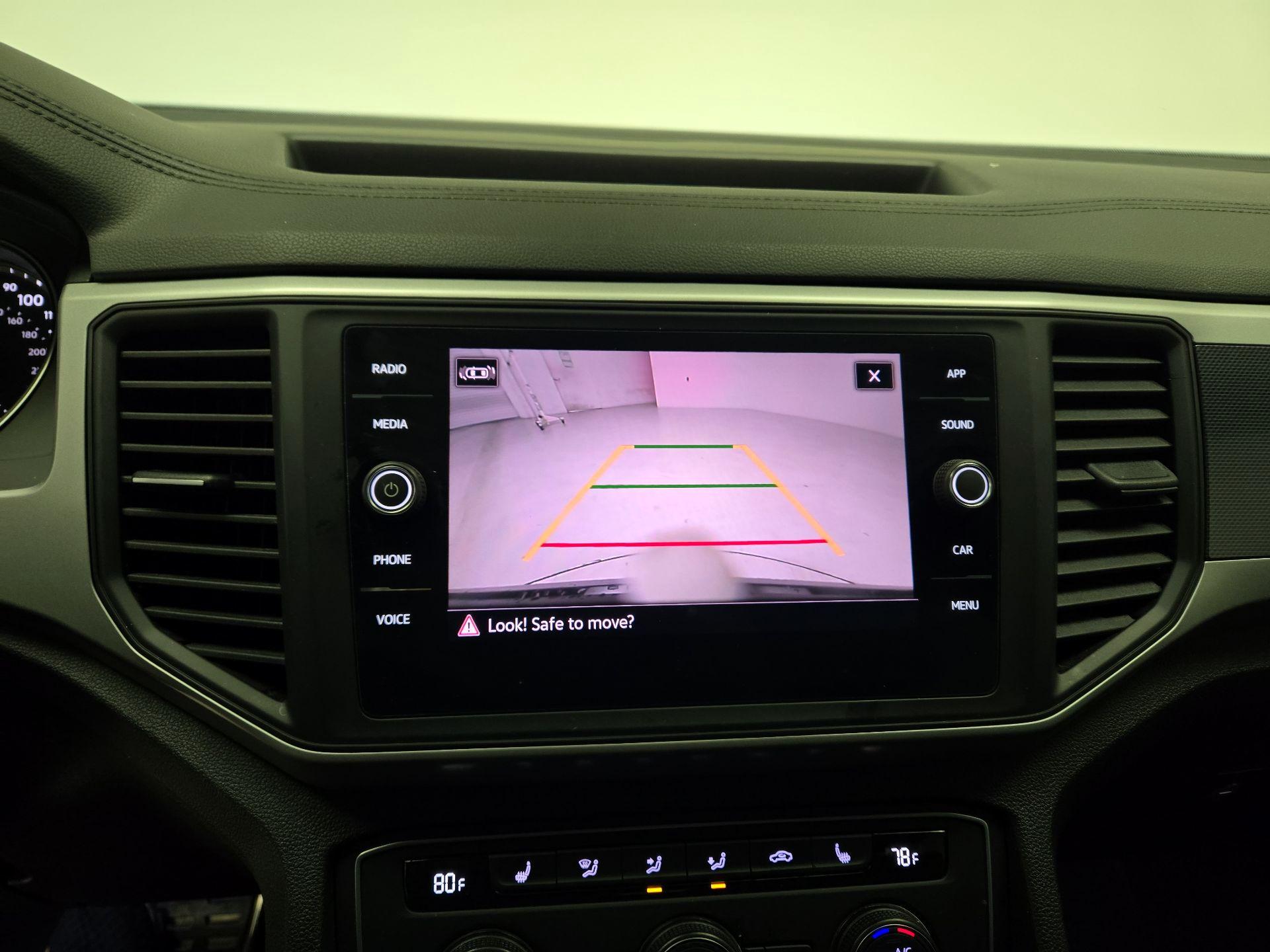 Thumbnail: 2021 Volkswagen Atlas - 14