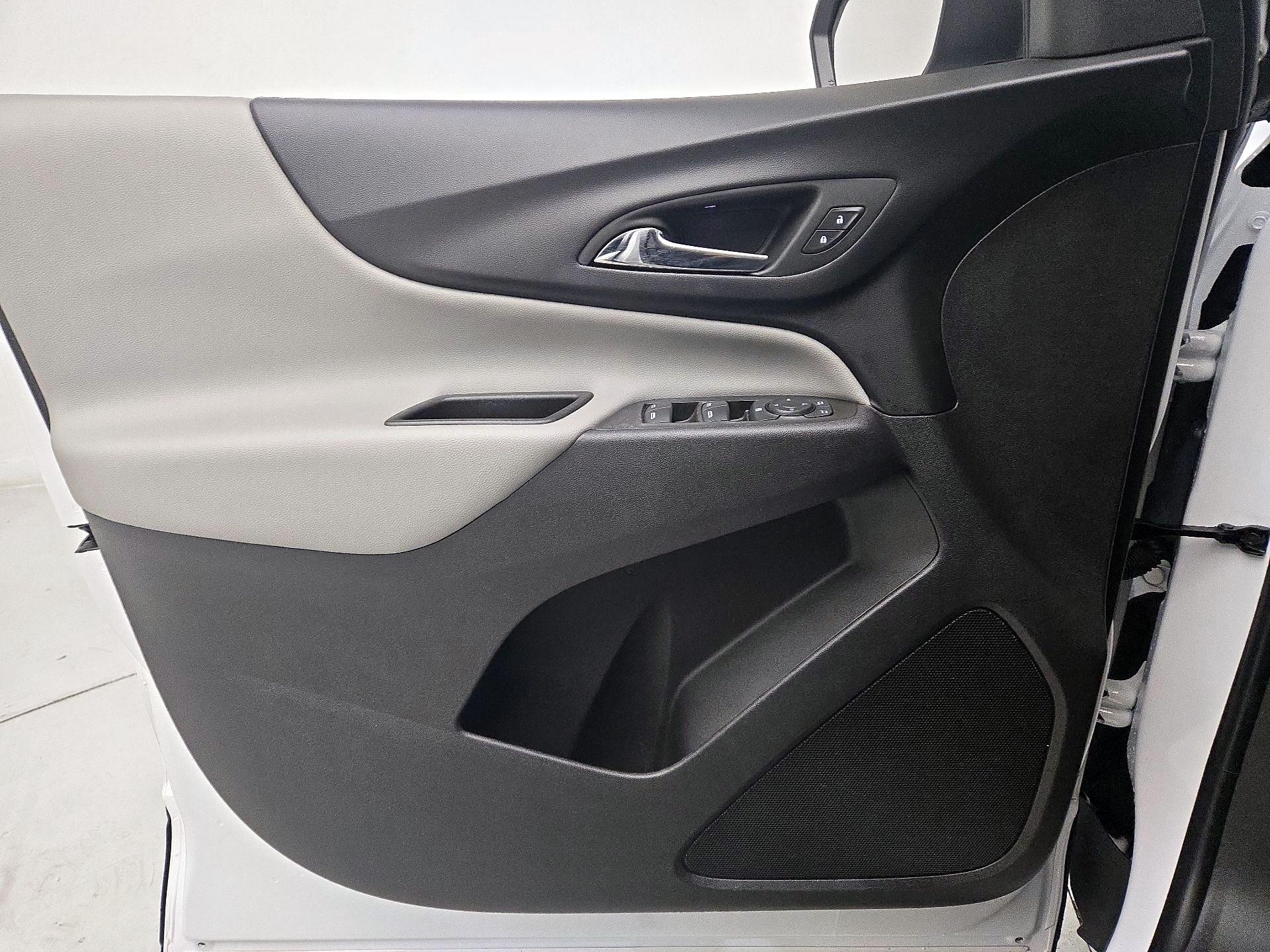 Thumbnail: 2024 Chevrolet Equinox - 12