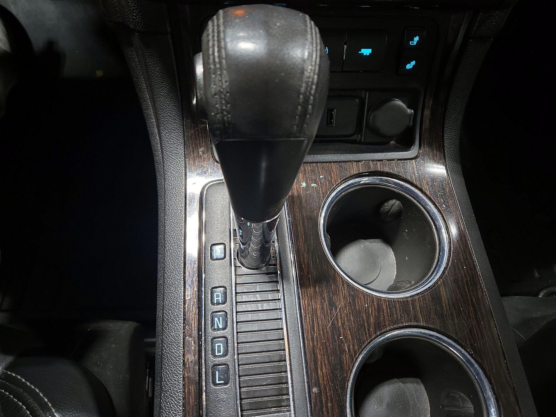 Thumbnail: 2015 Chevrolet Traverse - 16