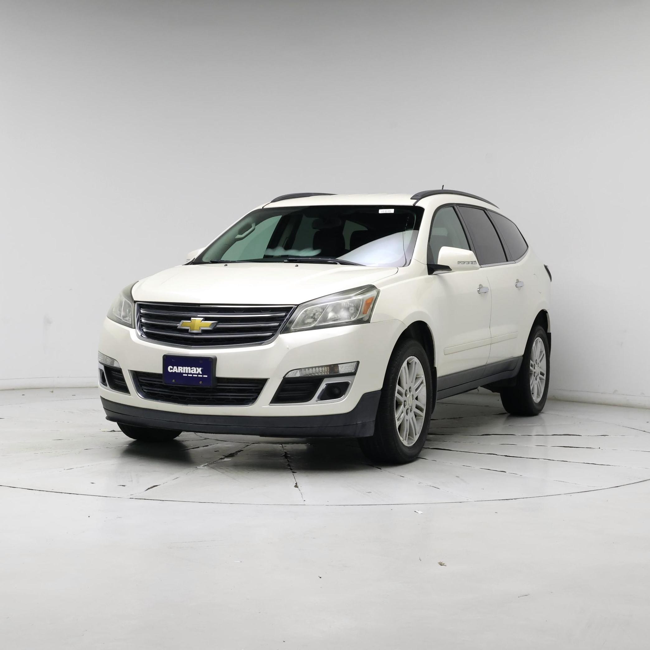 Thumbnail: 2015 Chevrolet Traverse - 4