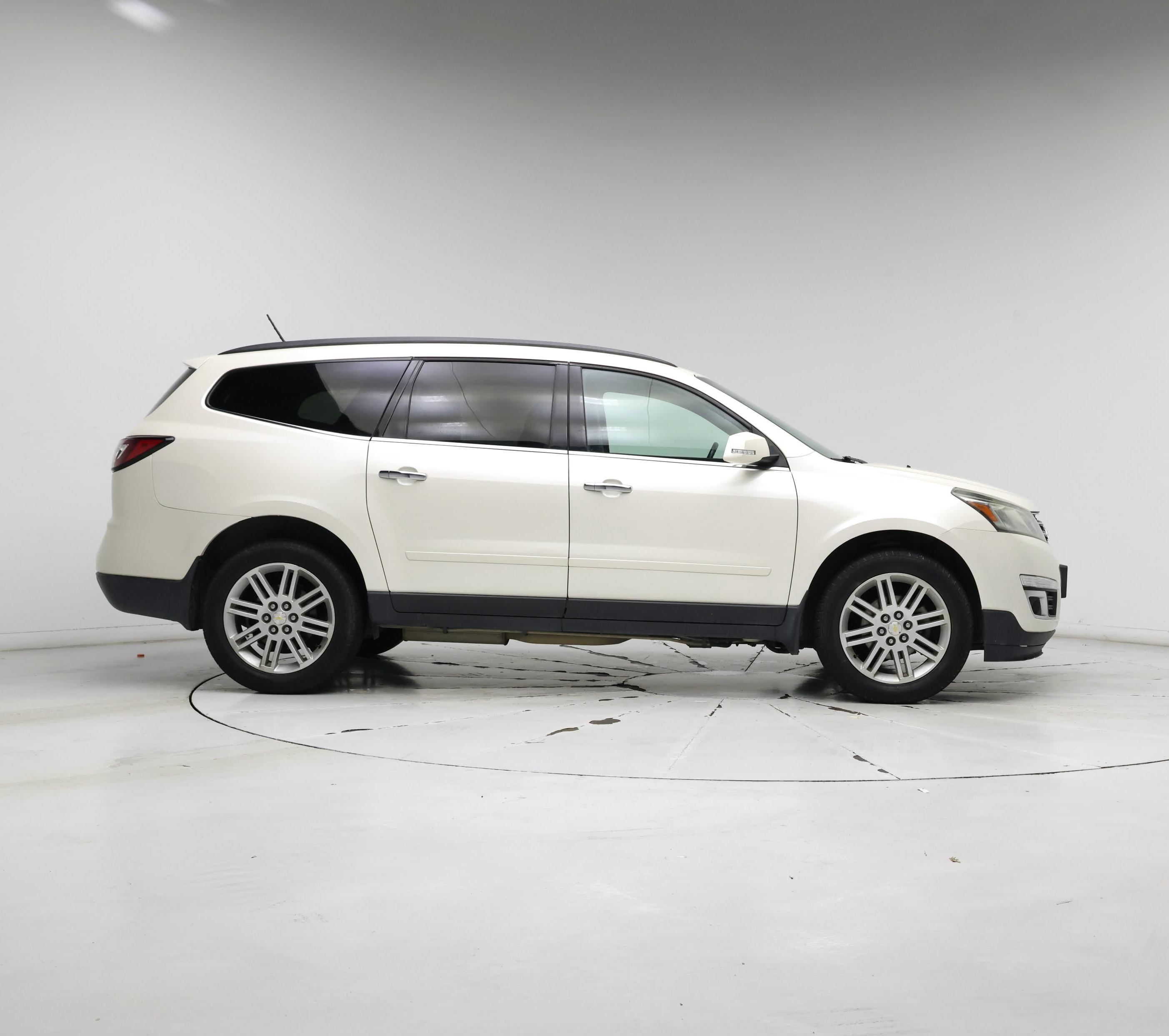 Thumbnail: 2015 Chevrolet Traverse - 7