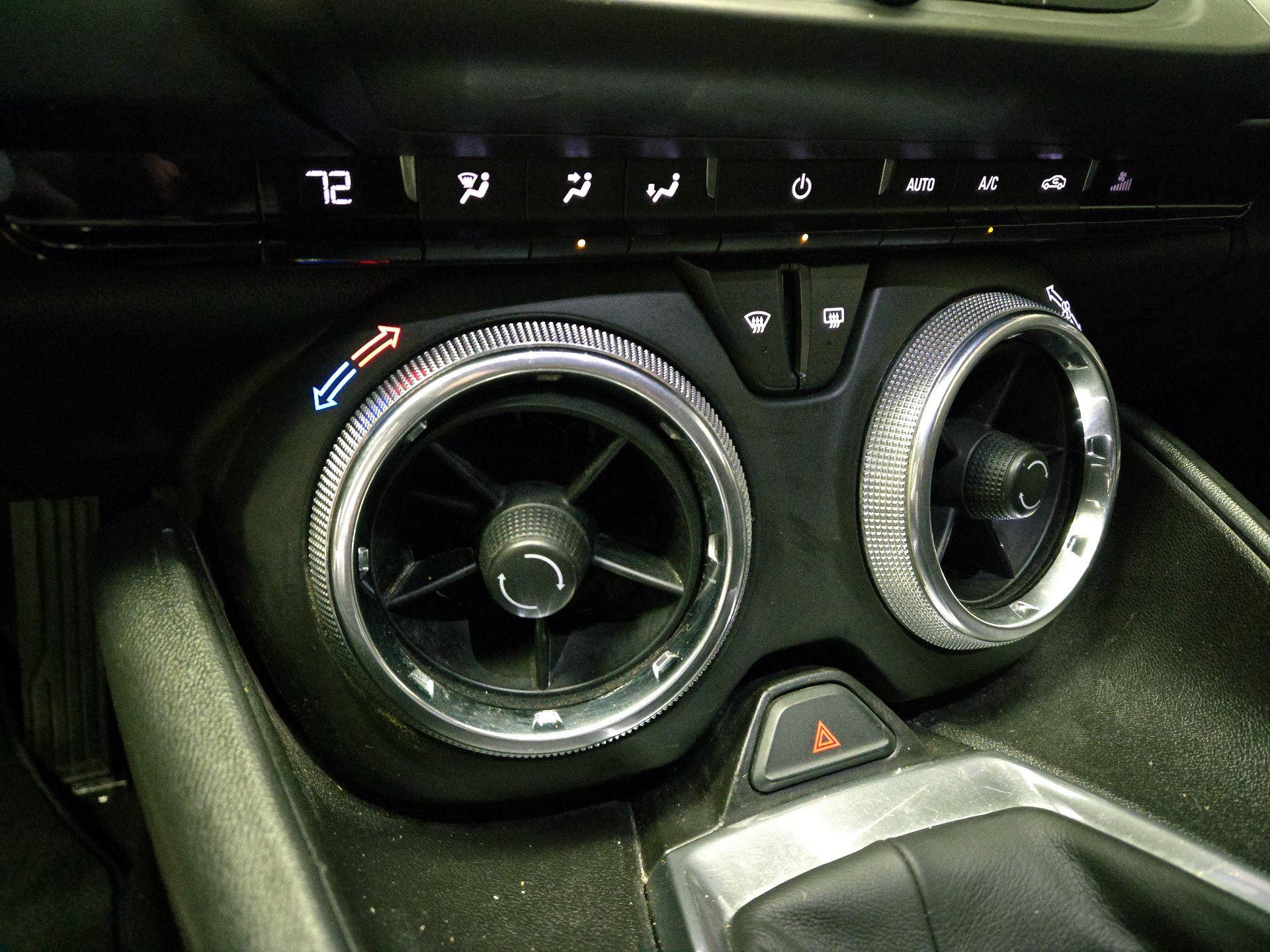 Thumbnail: 2016 Chevrolet Camaro - 15