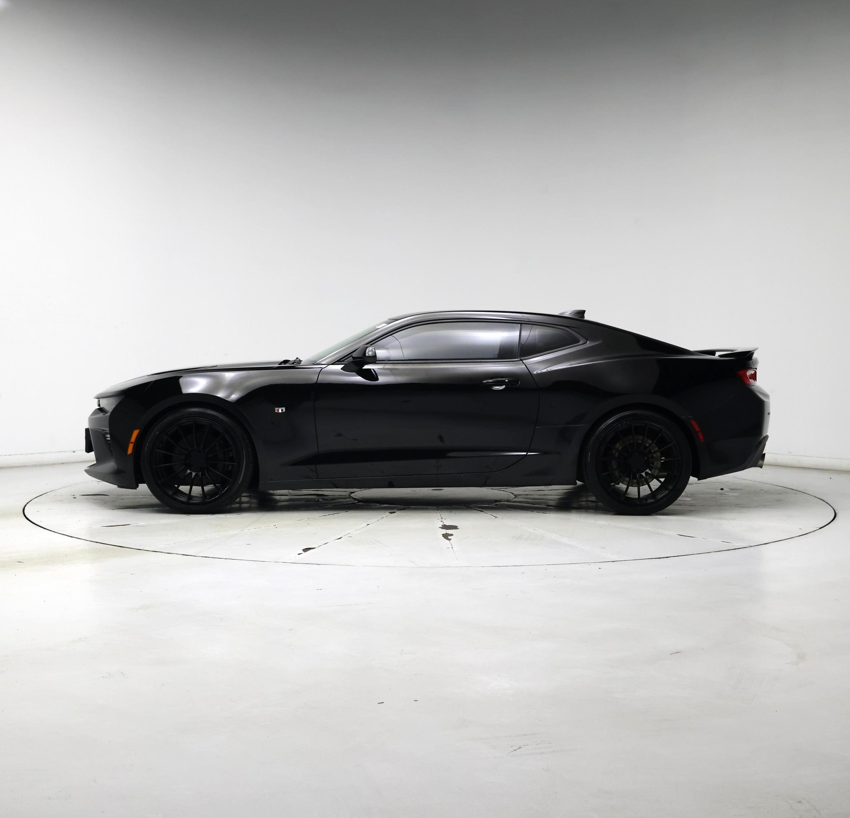 Thumbnail: 2016 Chevrolet Camaro - 3