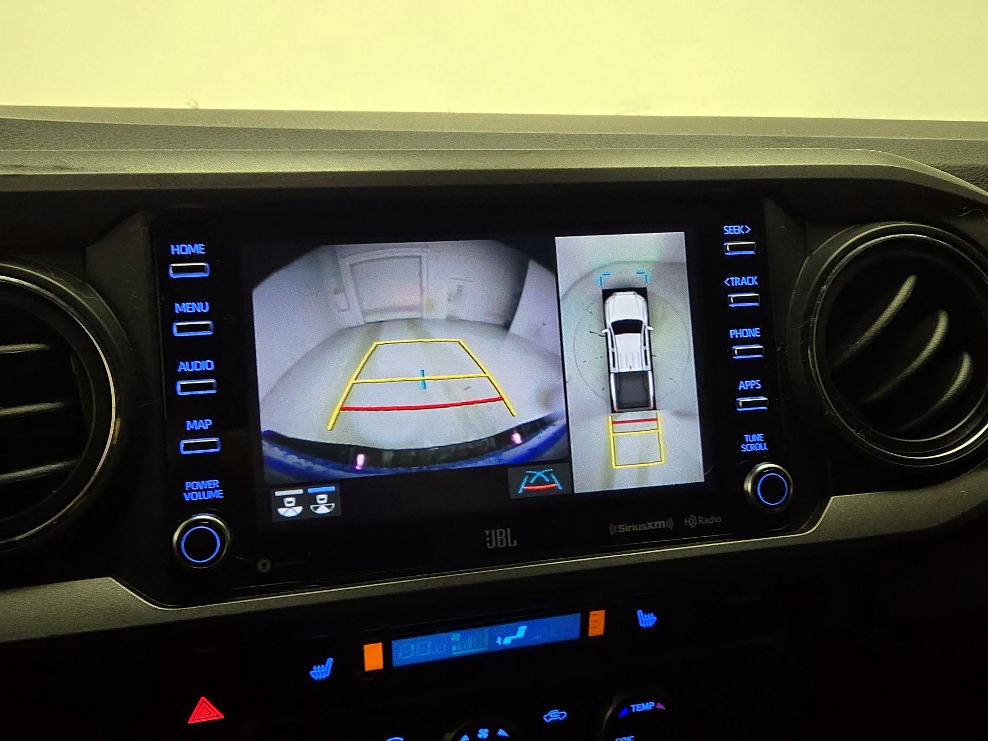 Thumbnail: 2020 Toyota Tacoma - 15