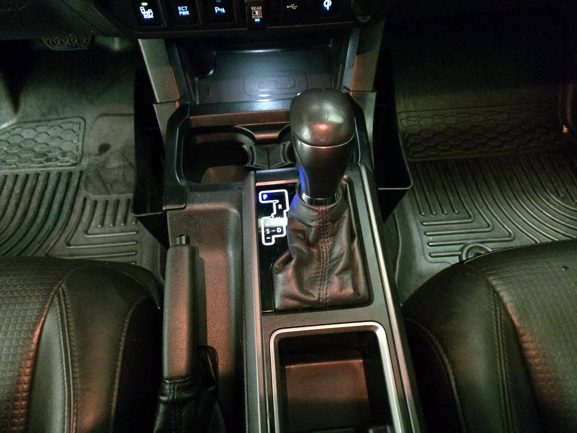 Thumbnail: 2020 Toyota Tacoma - 18