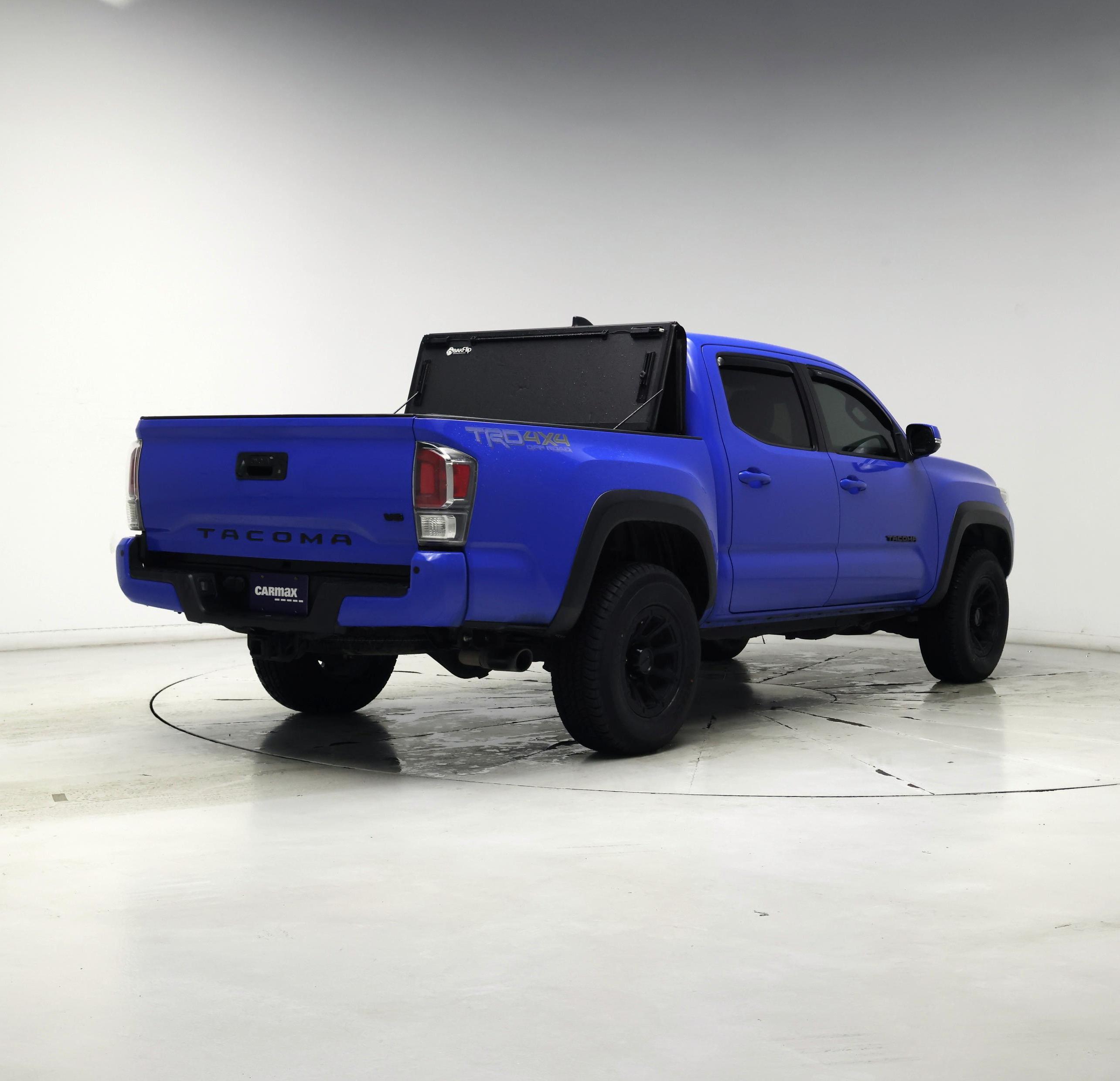 Thumbnail: 2020 Toyota Tacoma - 8