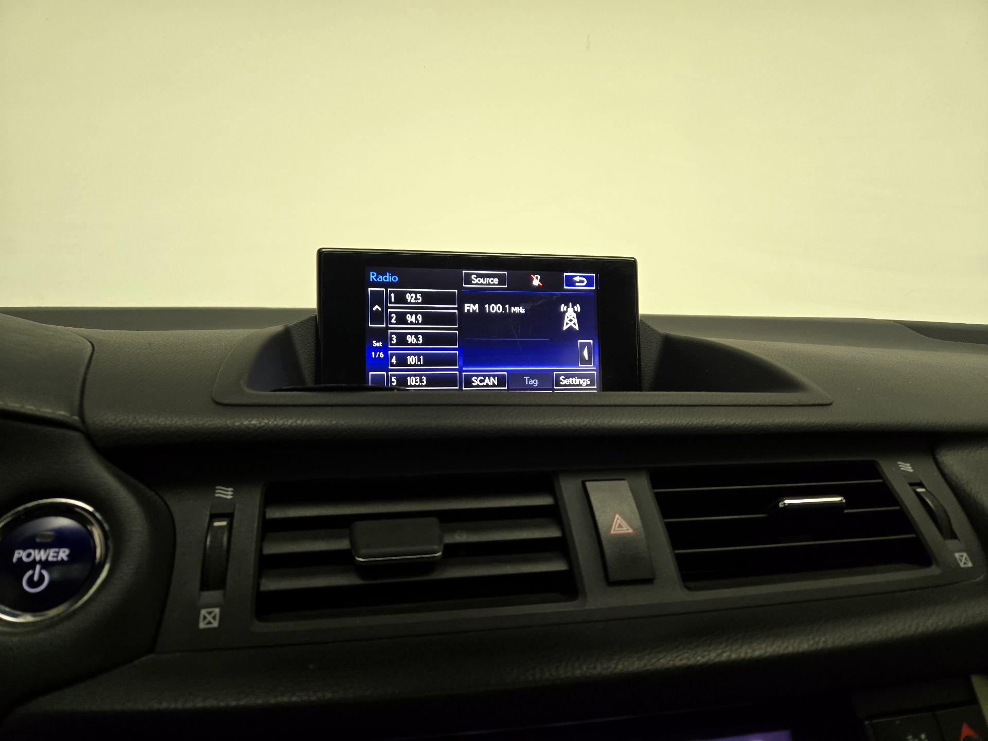 Thumbnail: 2016 Lexus CT - 14