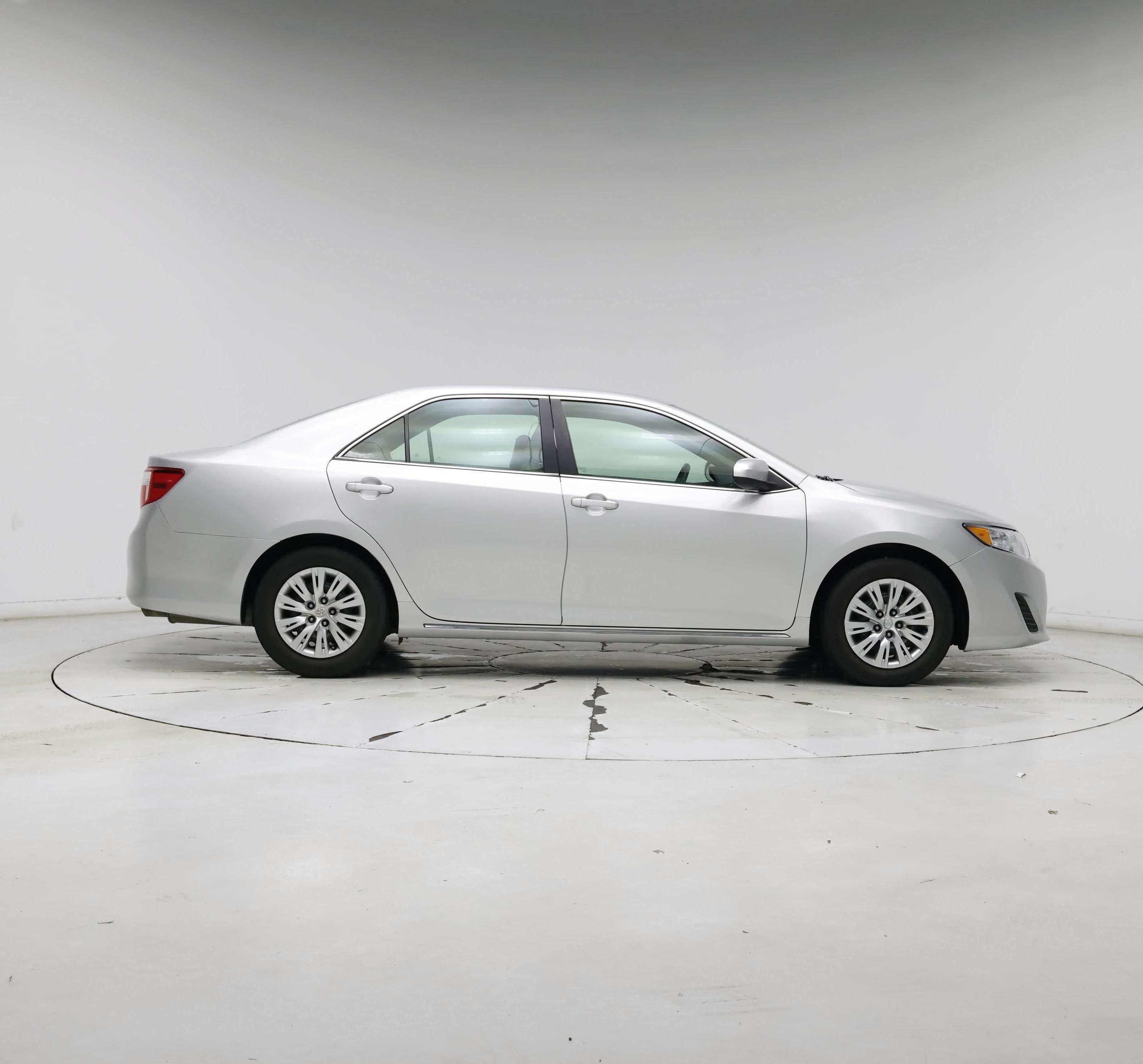 Thumbnail: 2014 Toyota Camry - 7