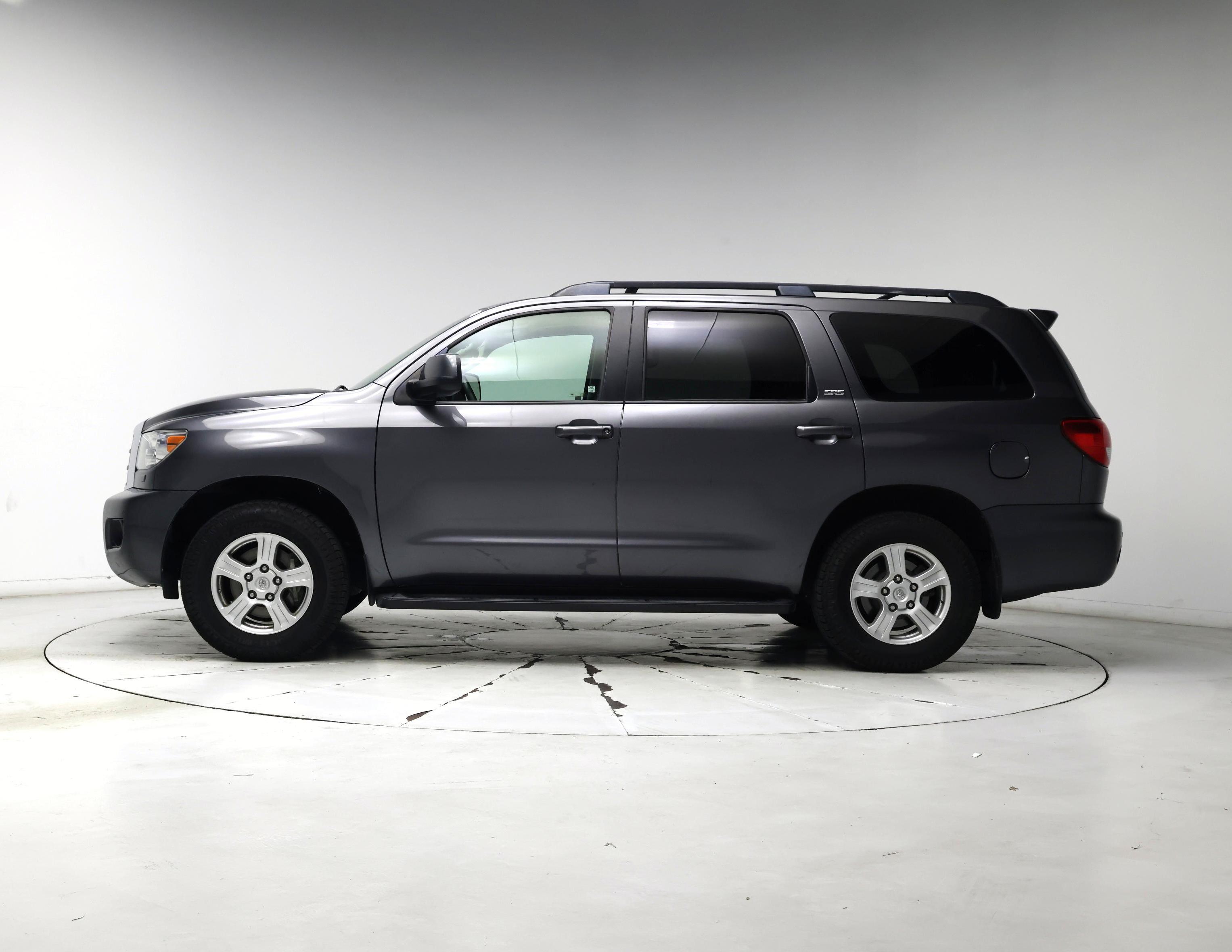 Thumbnail: 2016 Toyota Sequoia - 3