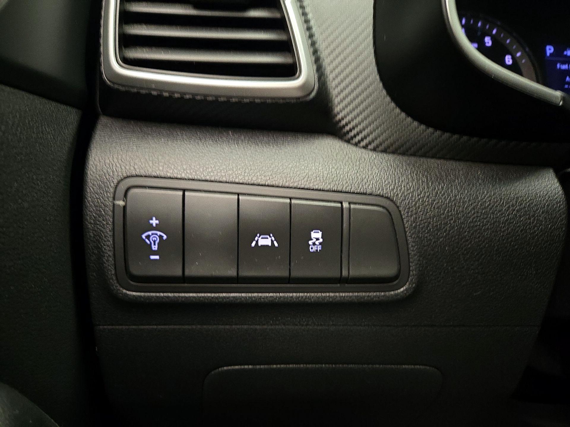 Thumbnail: 2020 Hyundai Tucson - 13