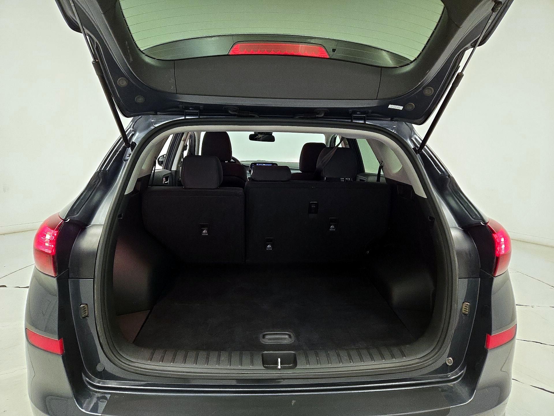 Thumbnail: 2020 Hyundai Tucson - 20