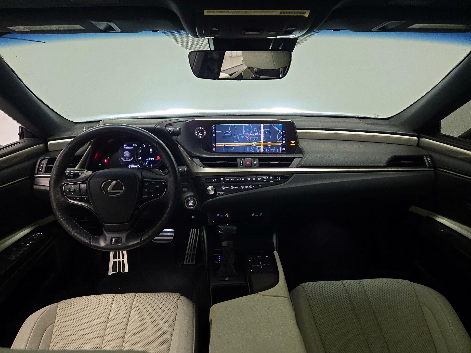 Thumbnail: 2021 Lexus ES - 9