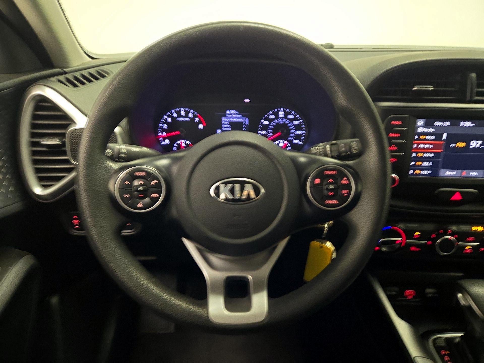 Thumbnail: 2020 Kia Soul - 10