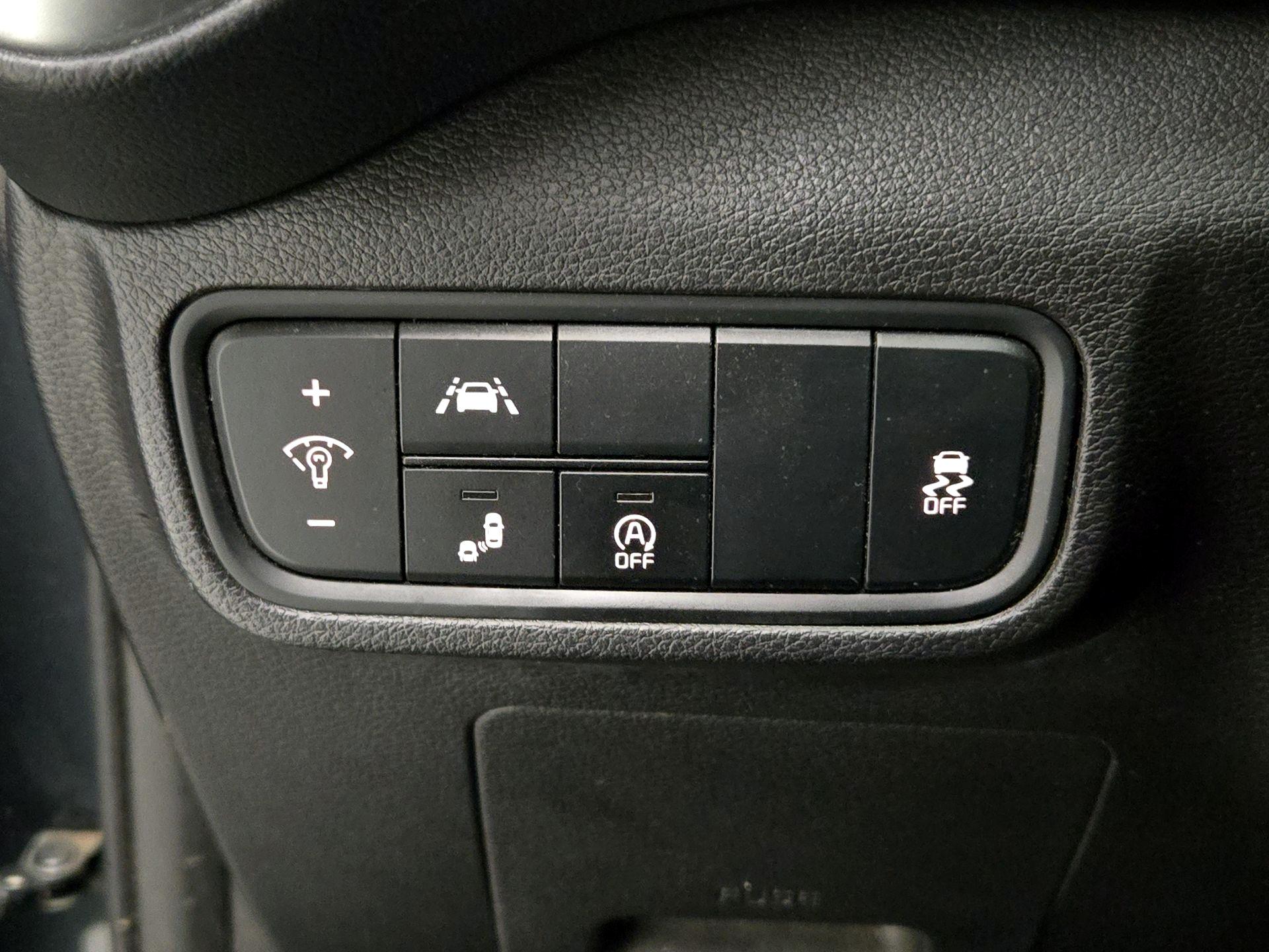 Thumbnail: 2020 Kia Soul - 13