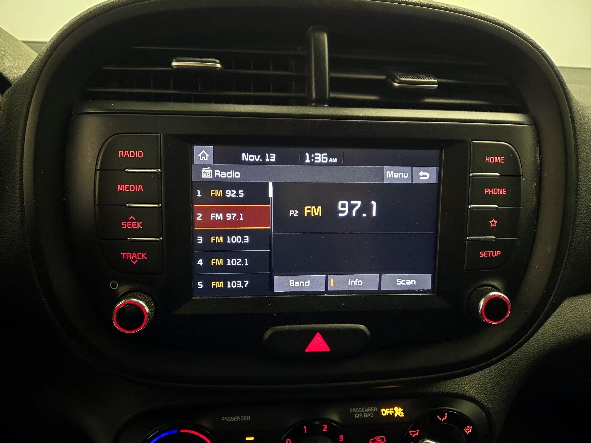 Thumbnail: 2020 Kia Soul - 15