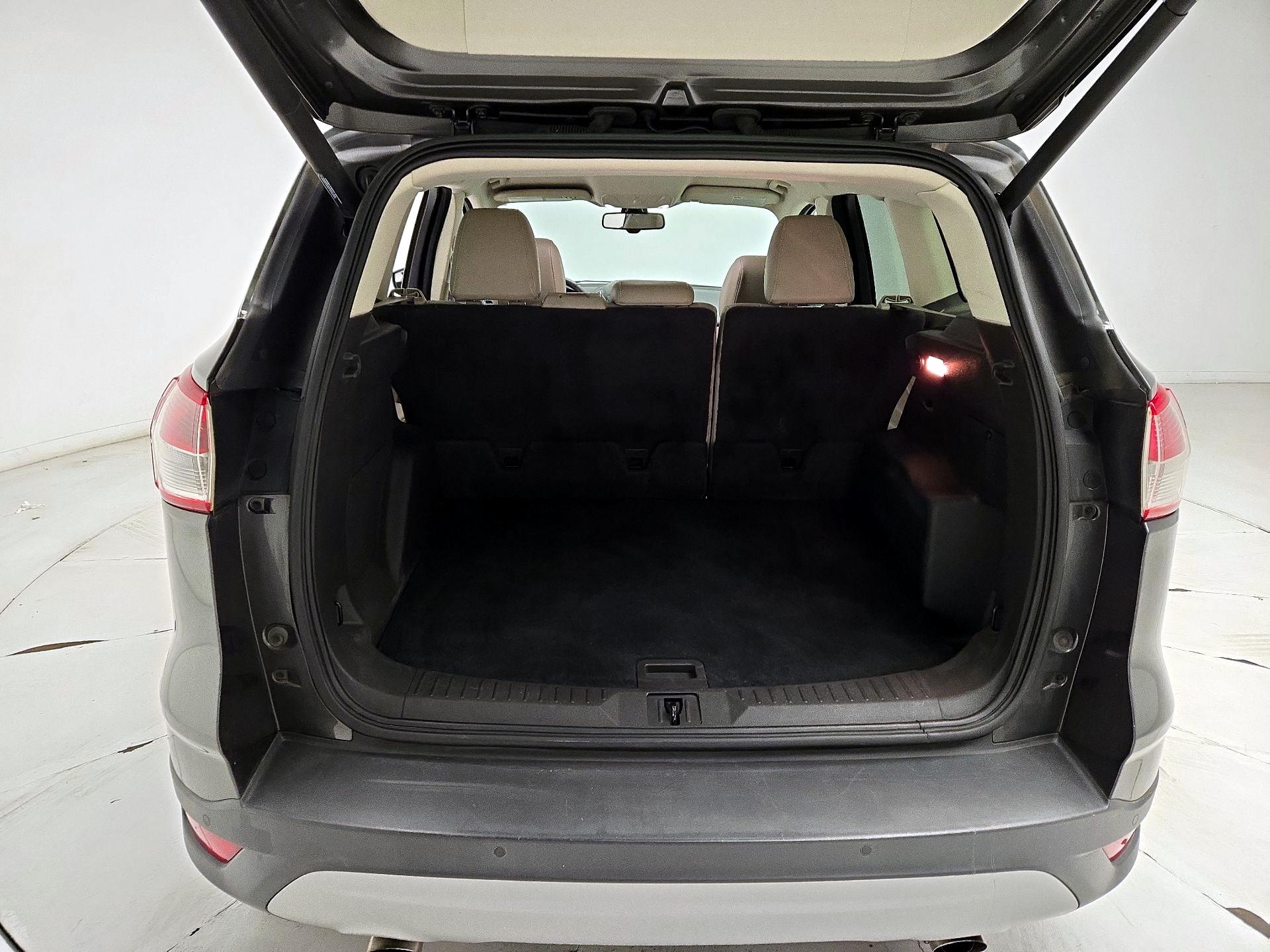 Thumbnail: 2015 Ford Escape - 20