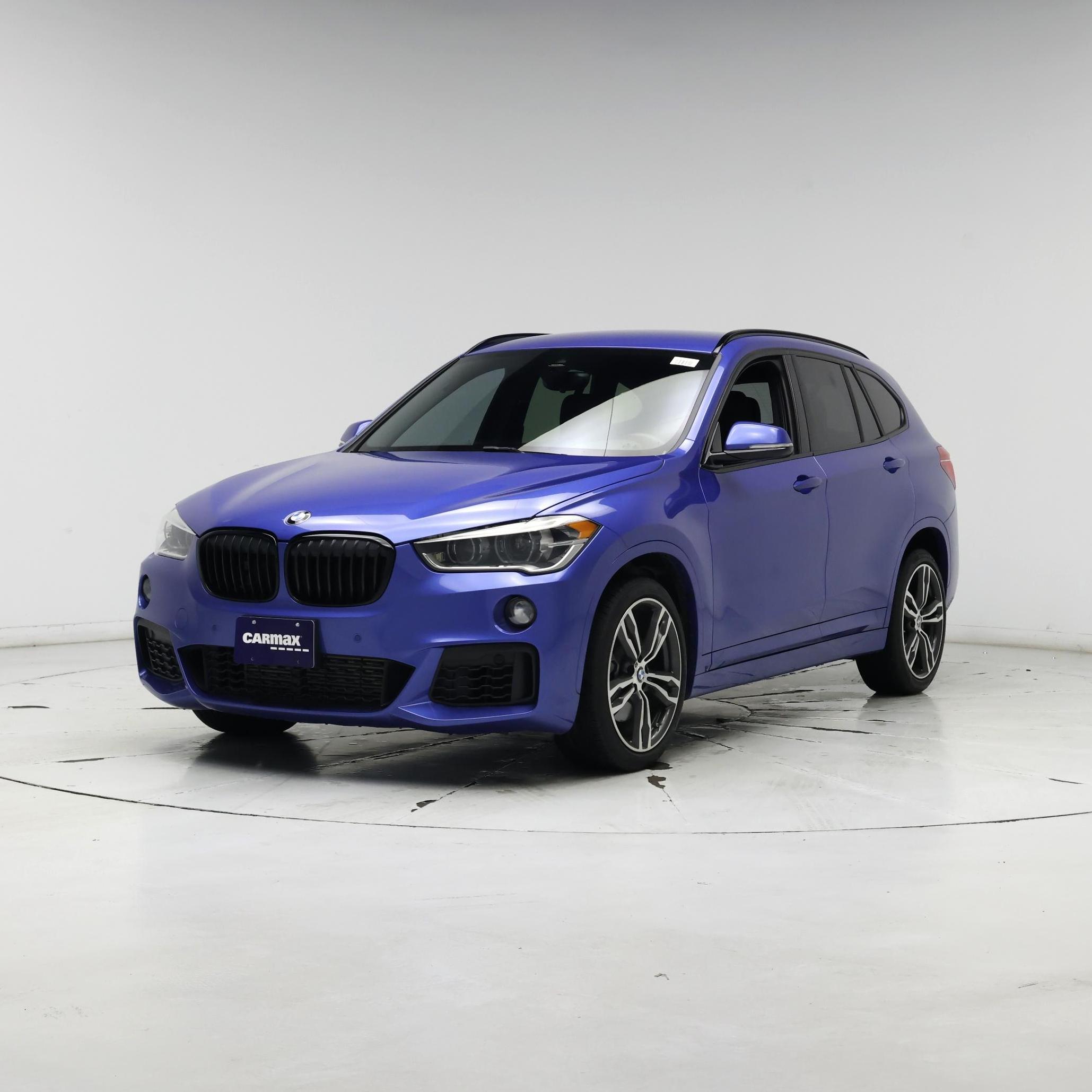 Thumbnail: 2019 BMW X1 - 4