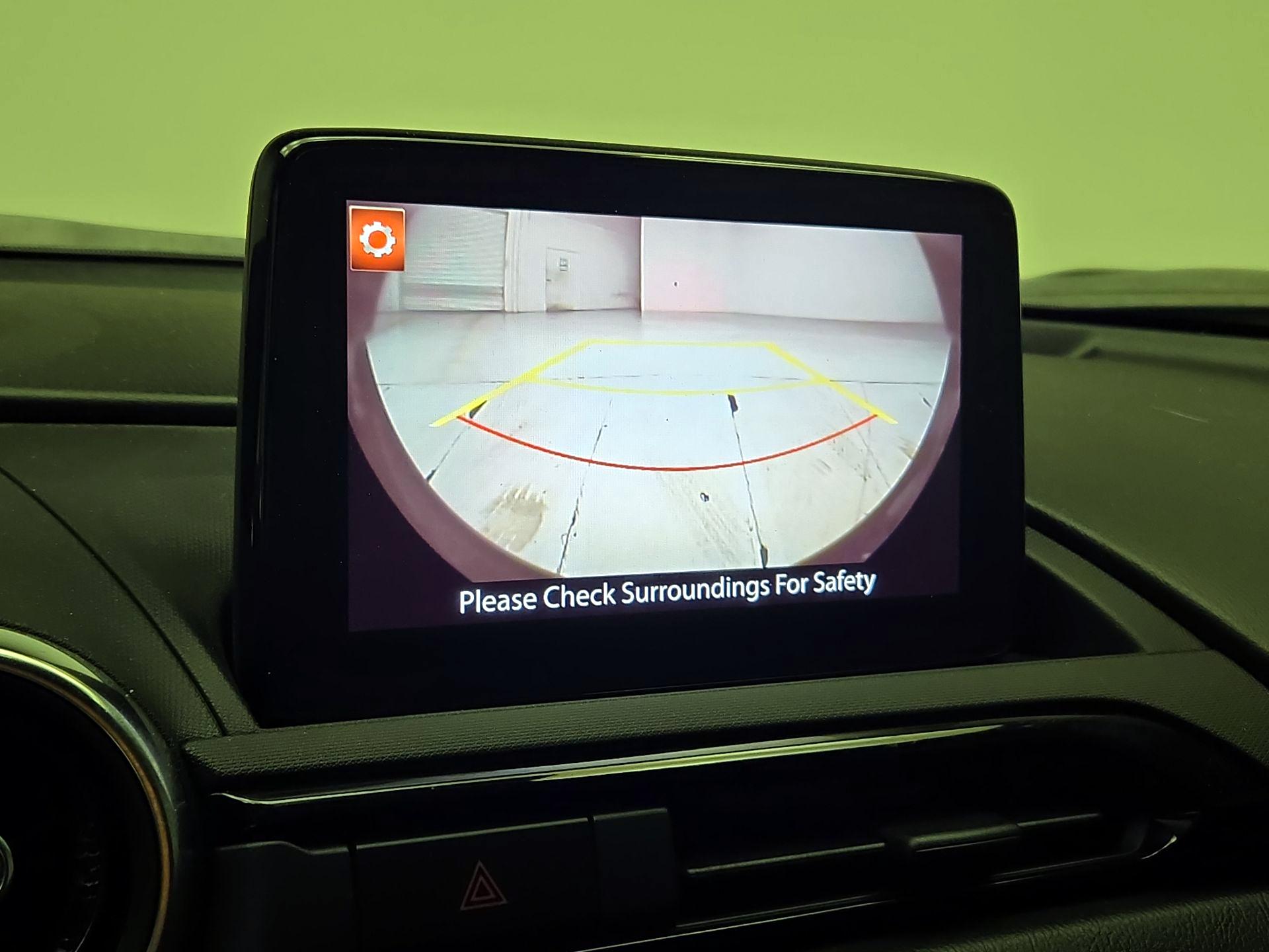 Thumbnail: 2023 Mazda MX-5 Miata - 14