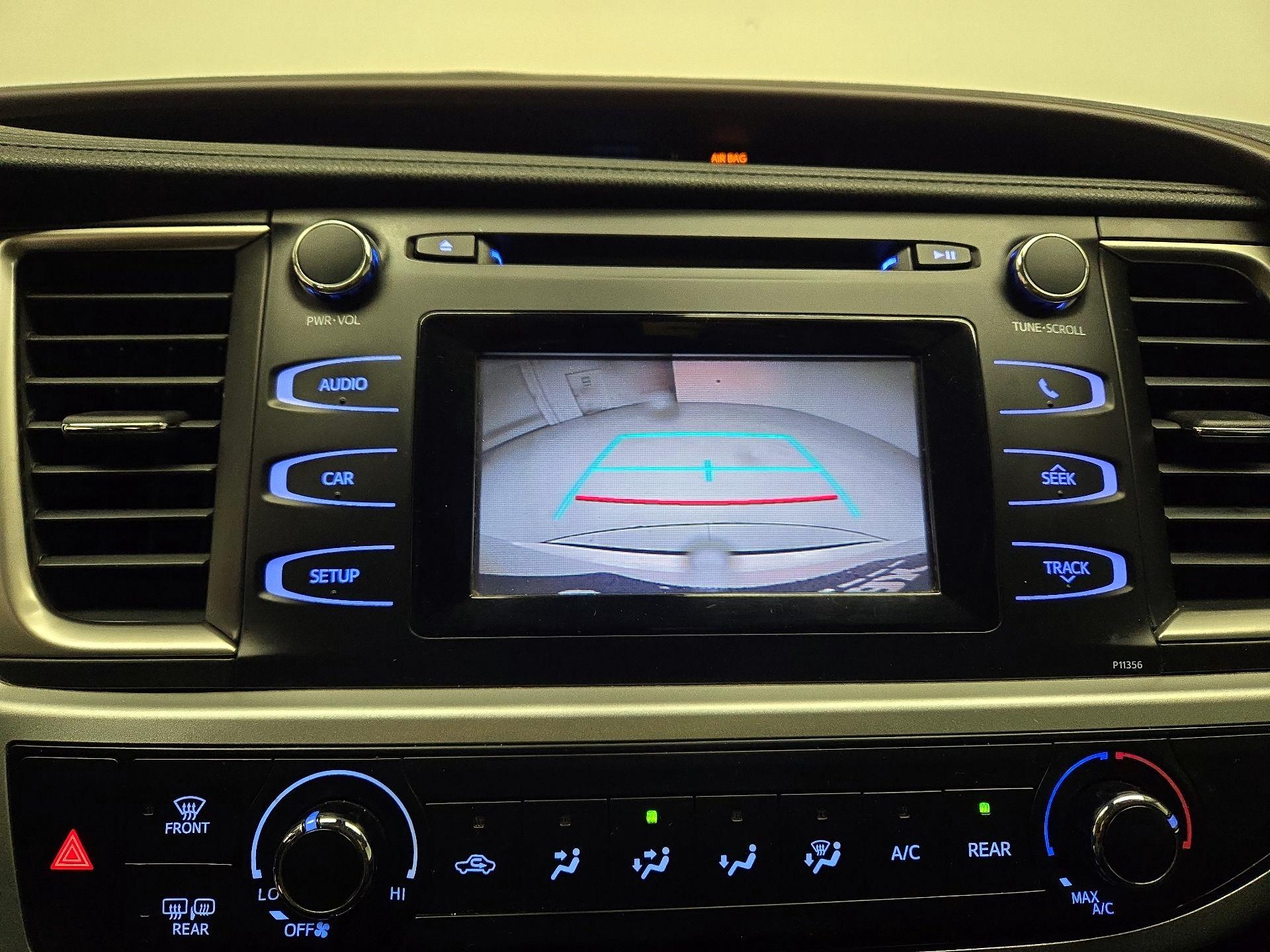 Thumbnail: 2017 Toyota Highlander - 14