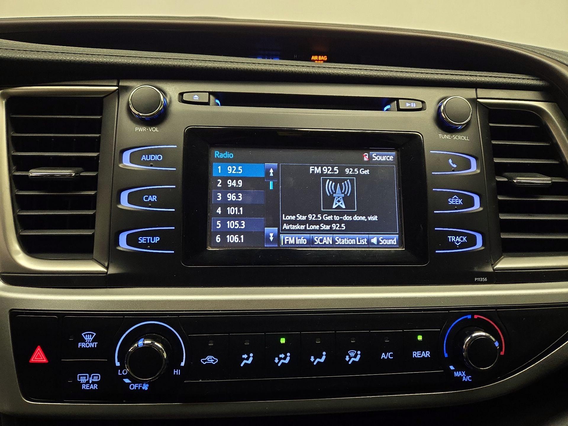 Thumbnail: 2017 Toyota Highlander - 15