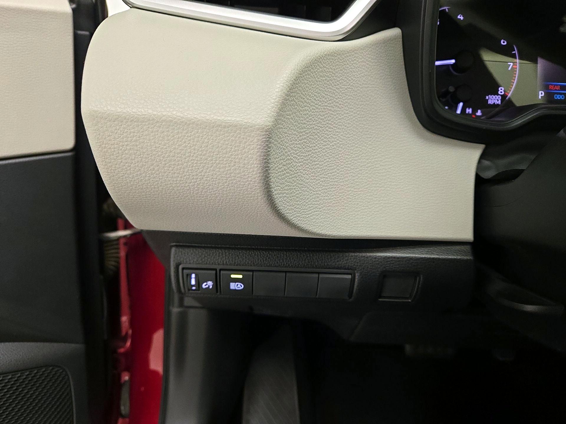 Thumbnail: 2024 Toyota Corolla - 13