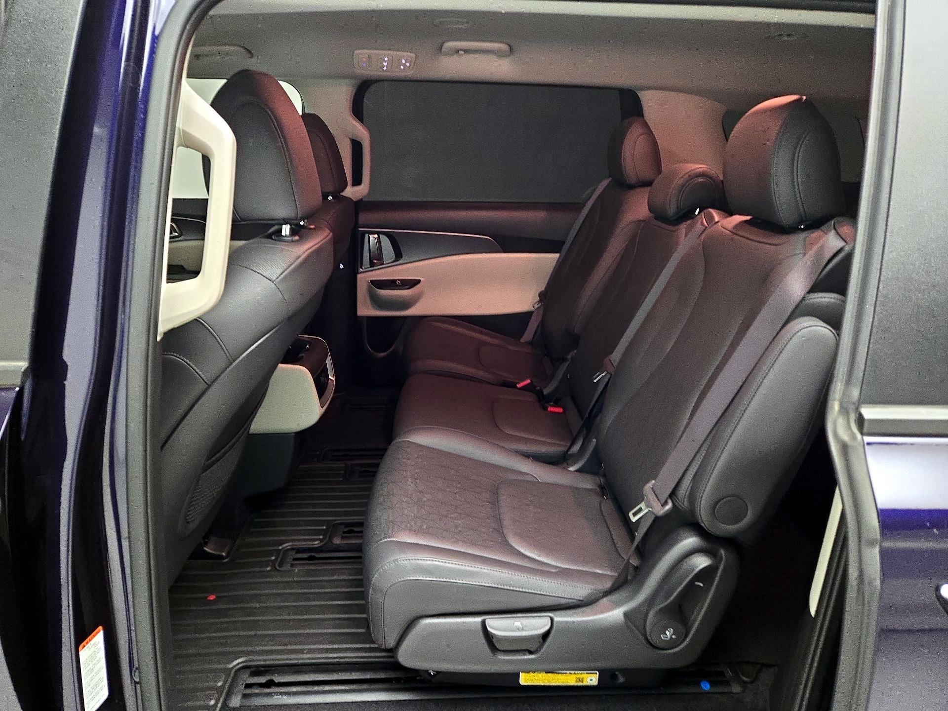 Thumbnail: 2024 Kia Carnival - 19