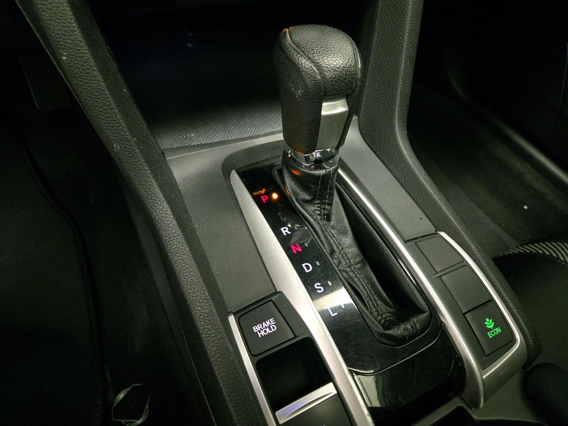 Thumbnail: 2018 Honda Civic - 17