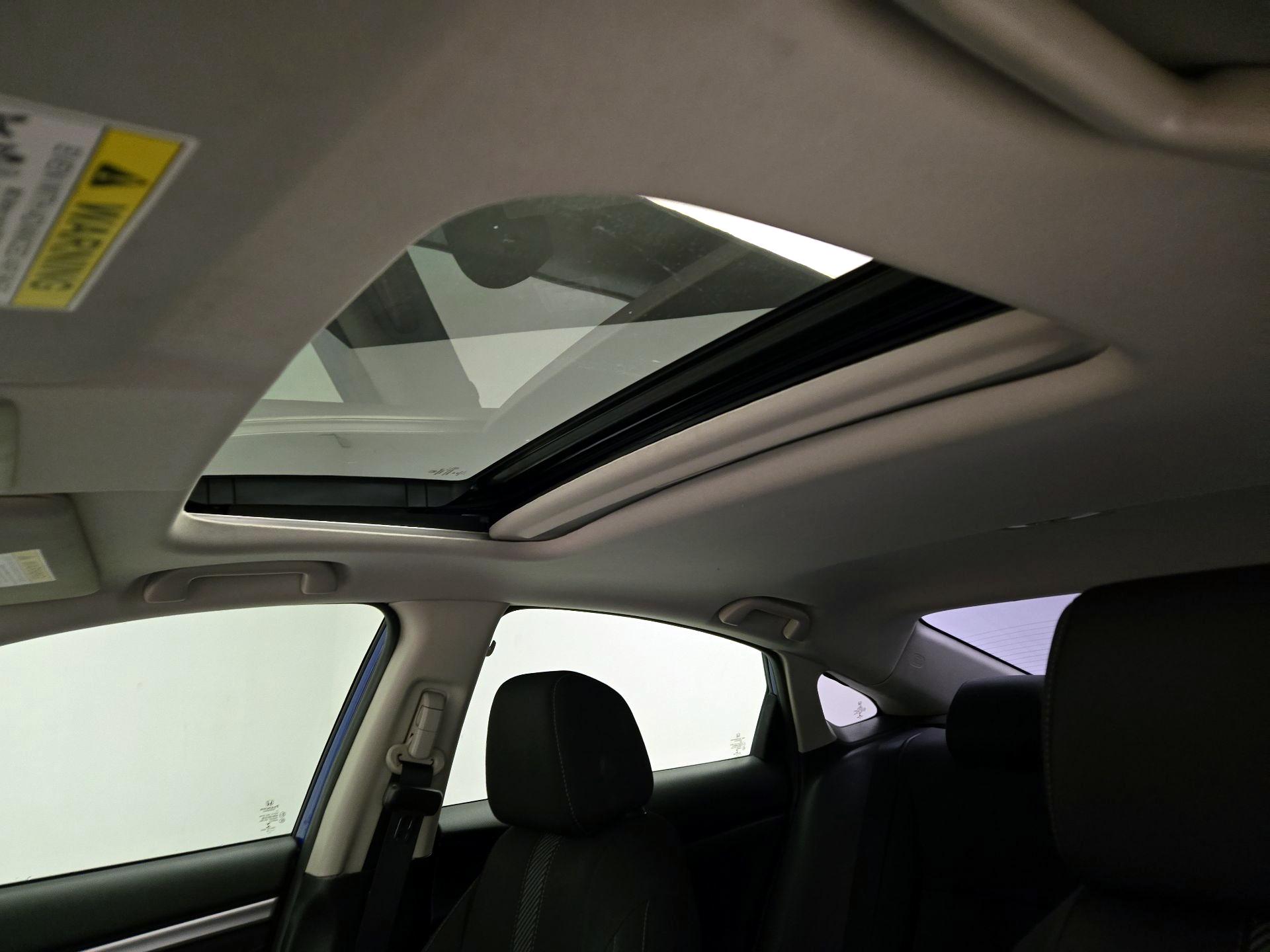 Thumbnail: 2018 Honda Civic - 19