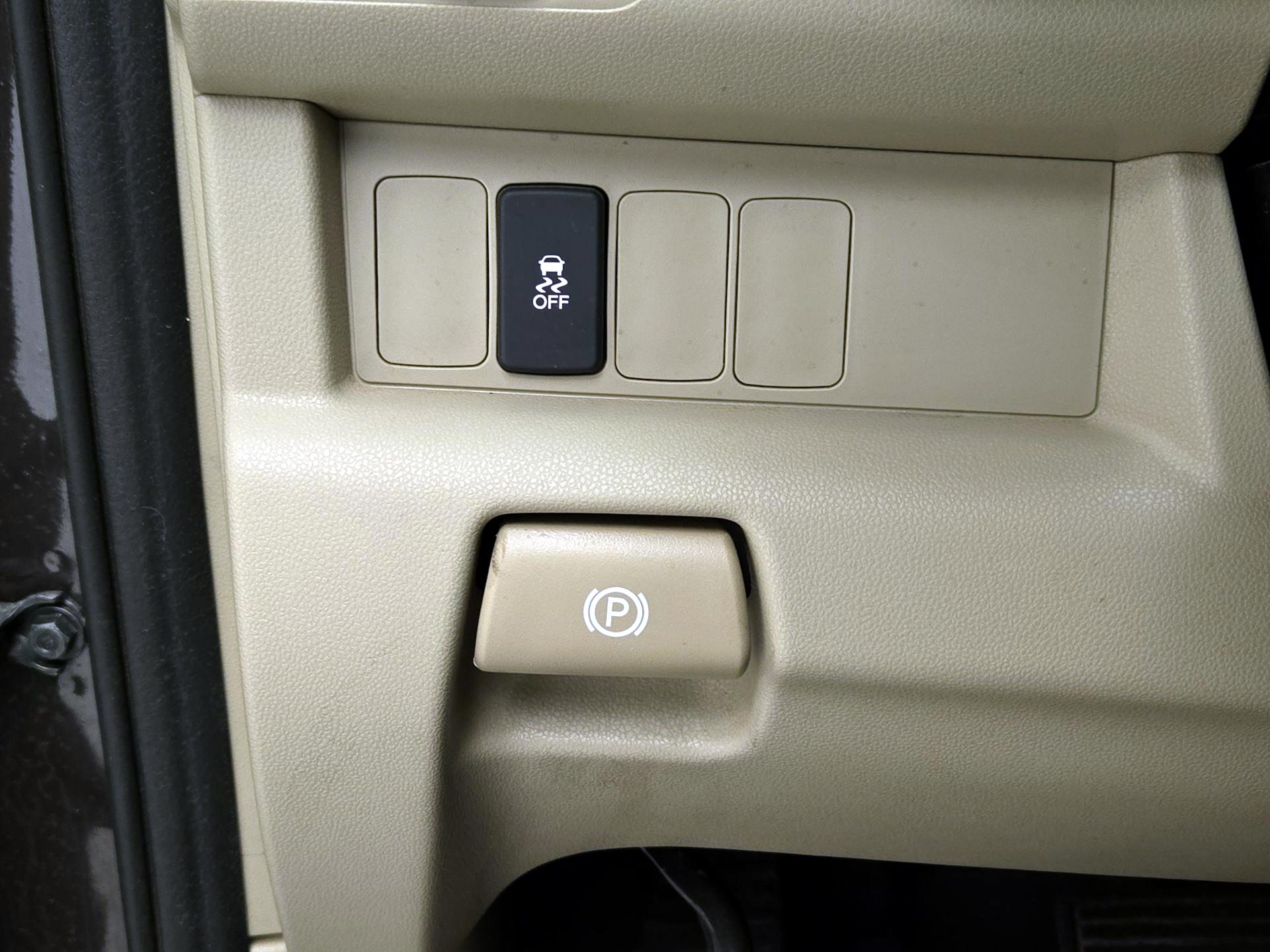 Thumbnail: 2015 Honda Pilot - 13