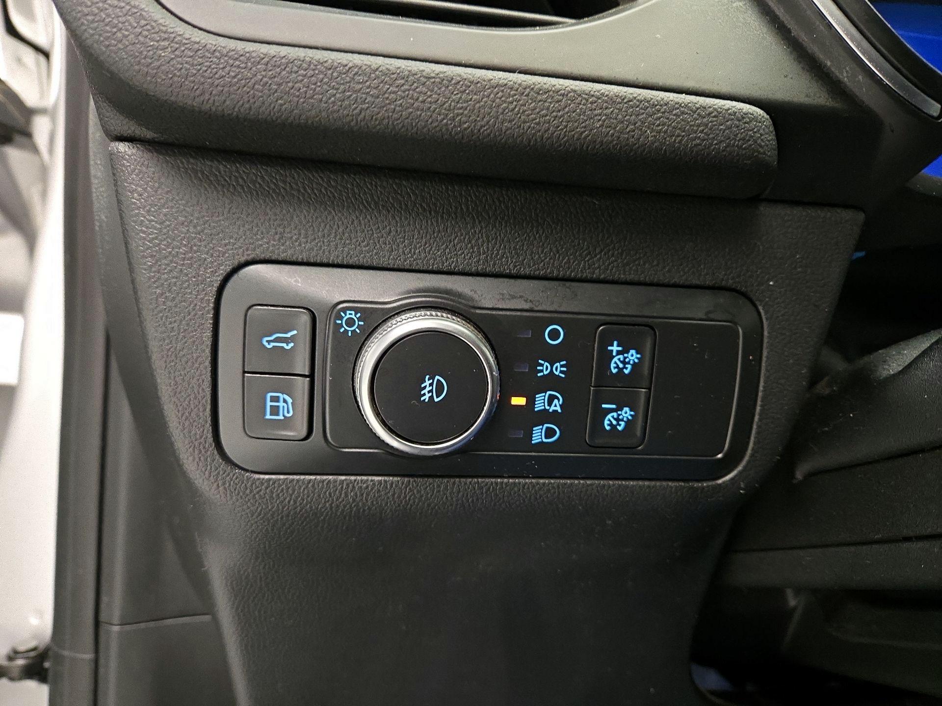 Thumbnail: 2020 Ford Escape - 13