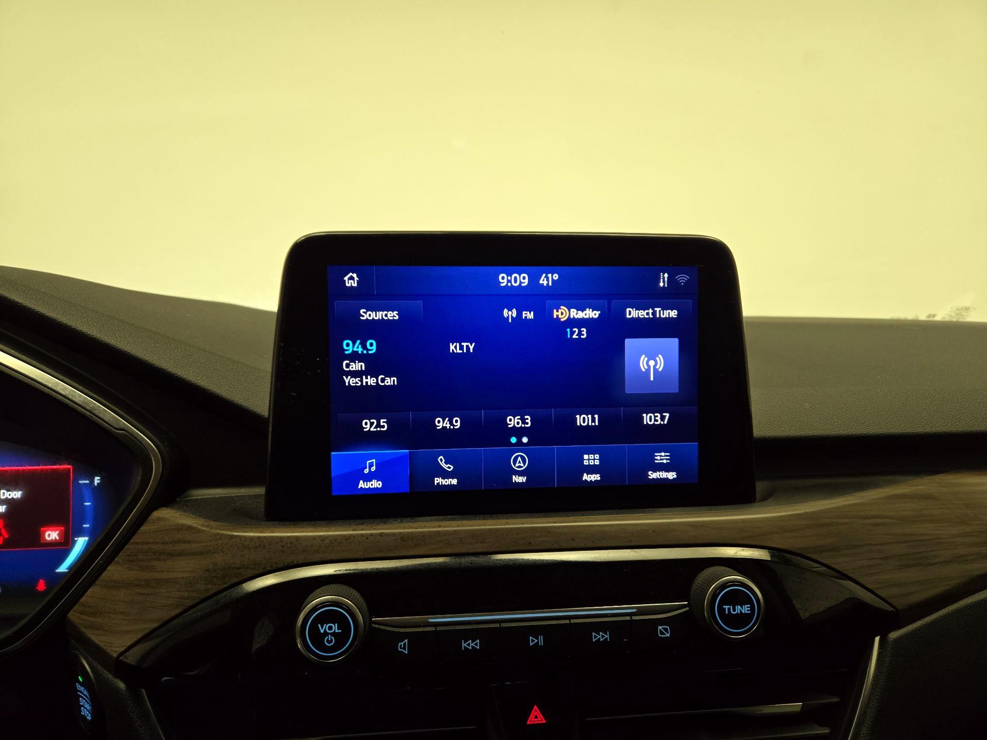 Thumbnail: 2020 Ford Escape - 16