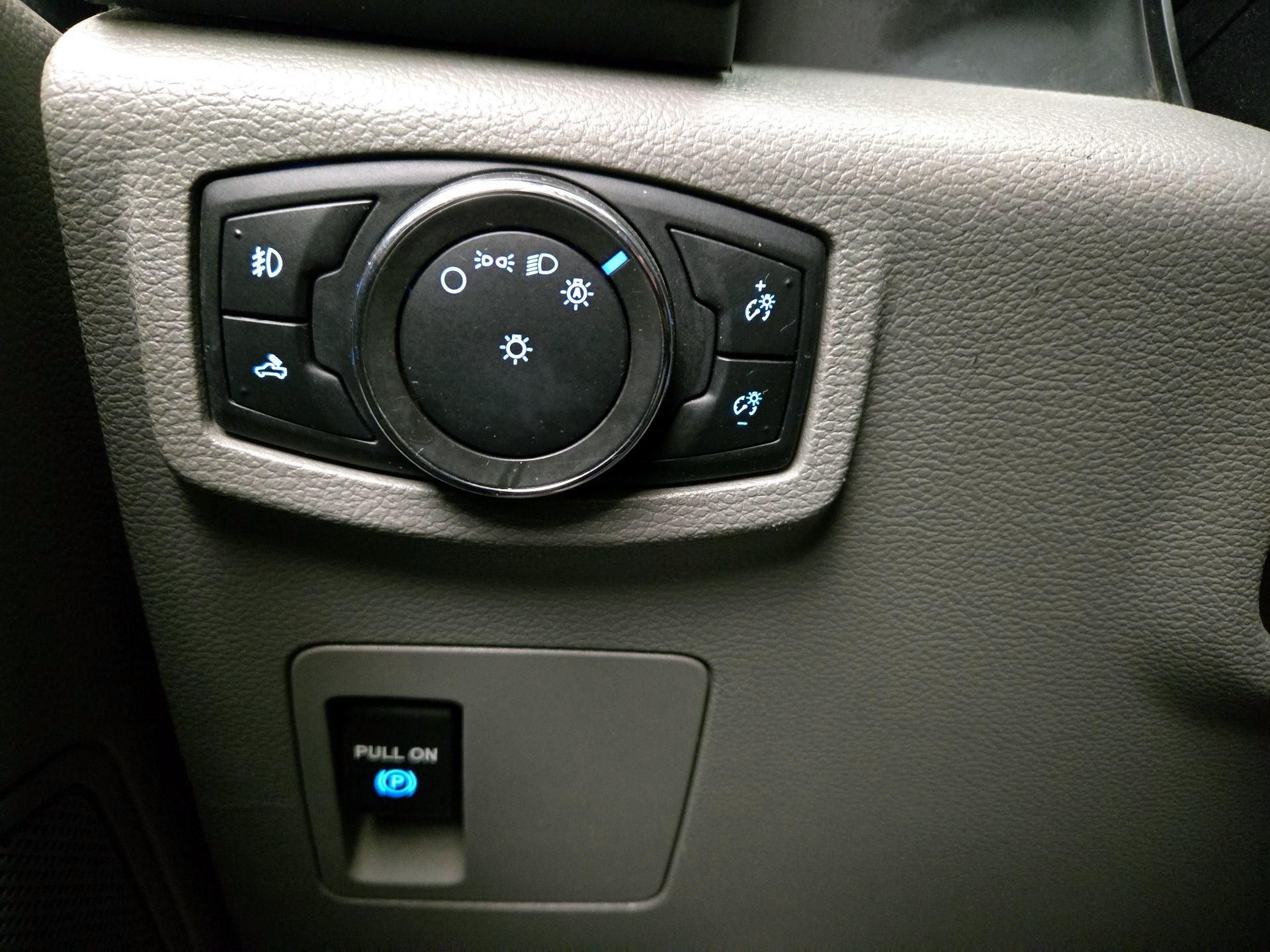 Thumbnail: 2017 Ford F-150 - 13